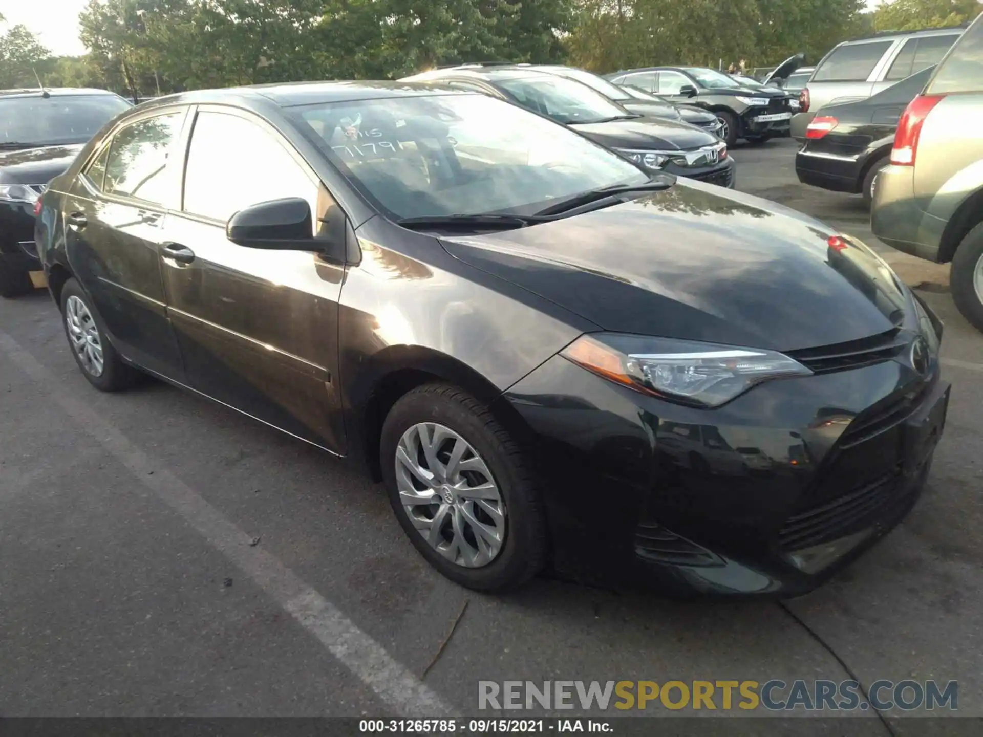 1 Photograph of a damaged car 2T1BURHE9KC153776 TOYOTA COROLLA 2019