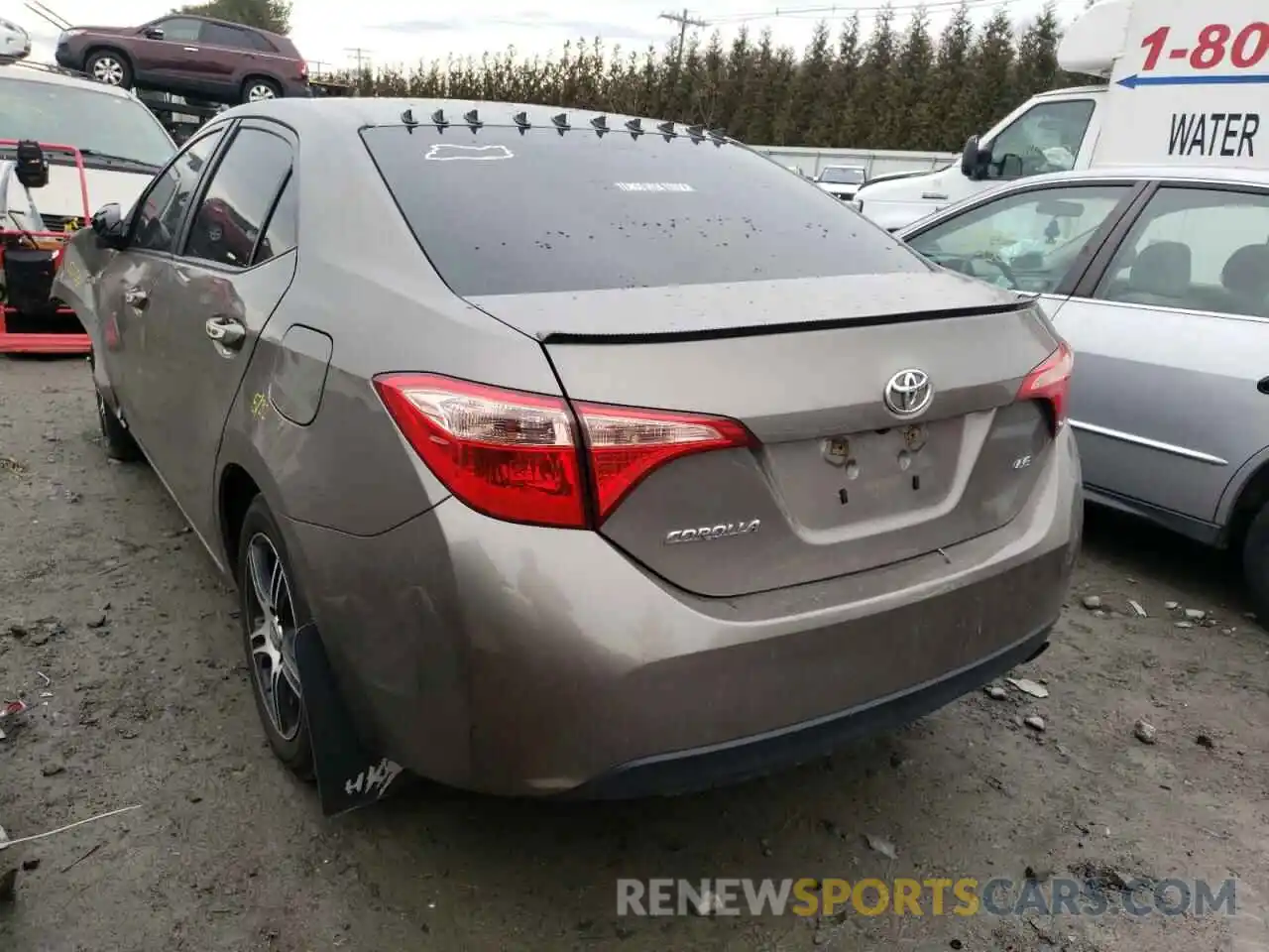 3 Photograph of a damaged car 2T1BURHE9KC153972 TOYOTA COROLLA 2019