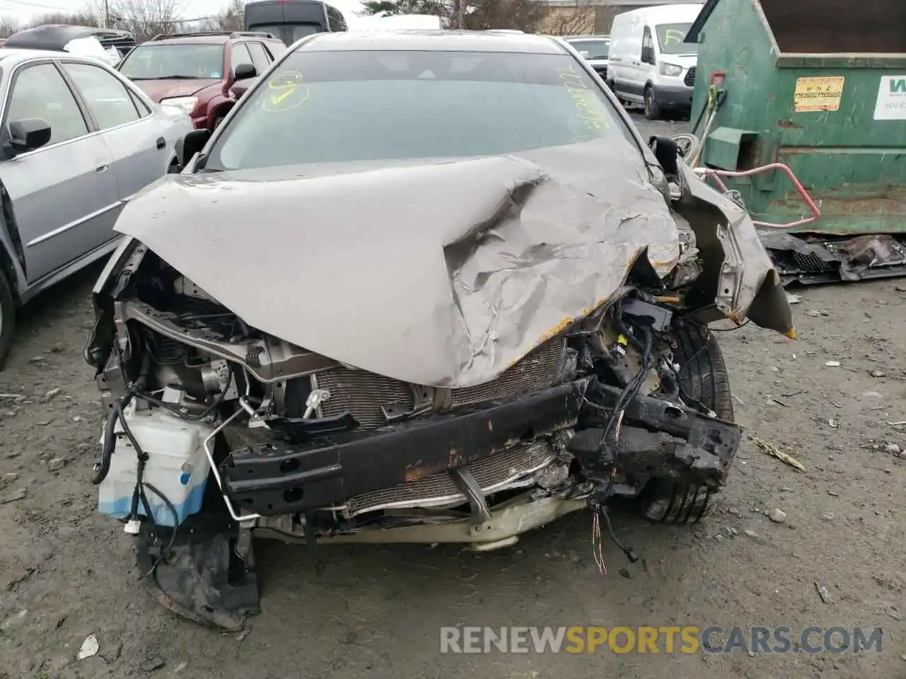 9 Photograph of a damaged car 2T1BURHE9KC153972 TOYOTA COROLLA 2019