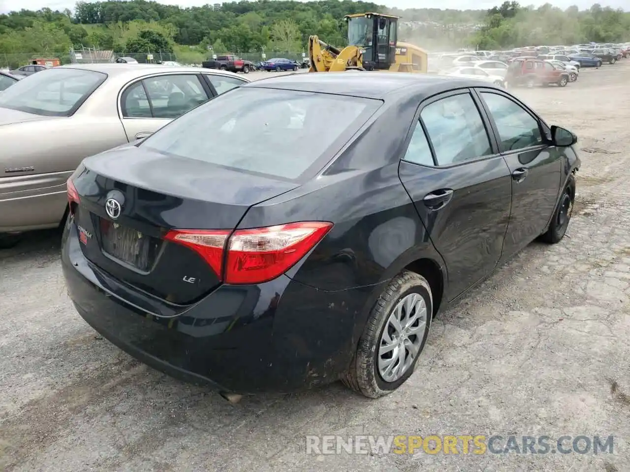 4 Photograph of a damaged car 2T1BURHE9KC154927 TOYOTA COROLLA 2019