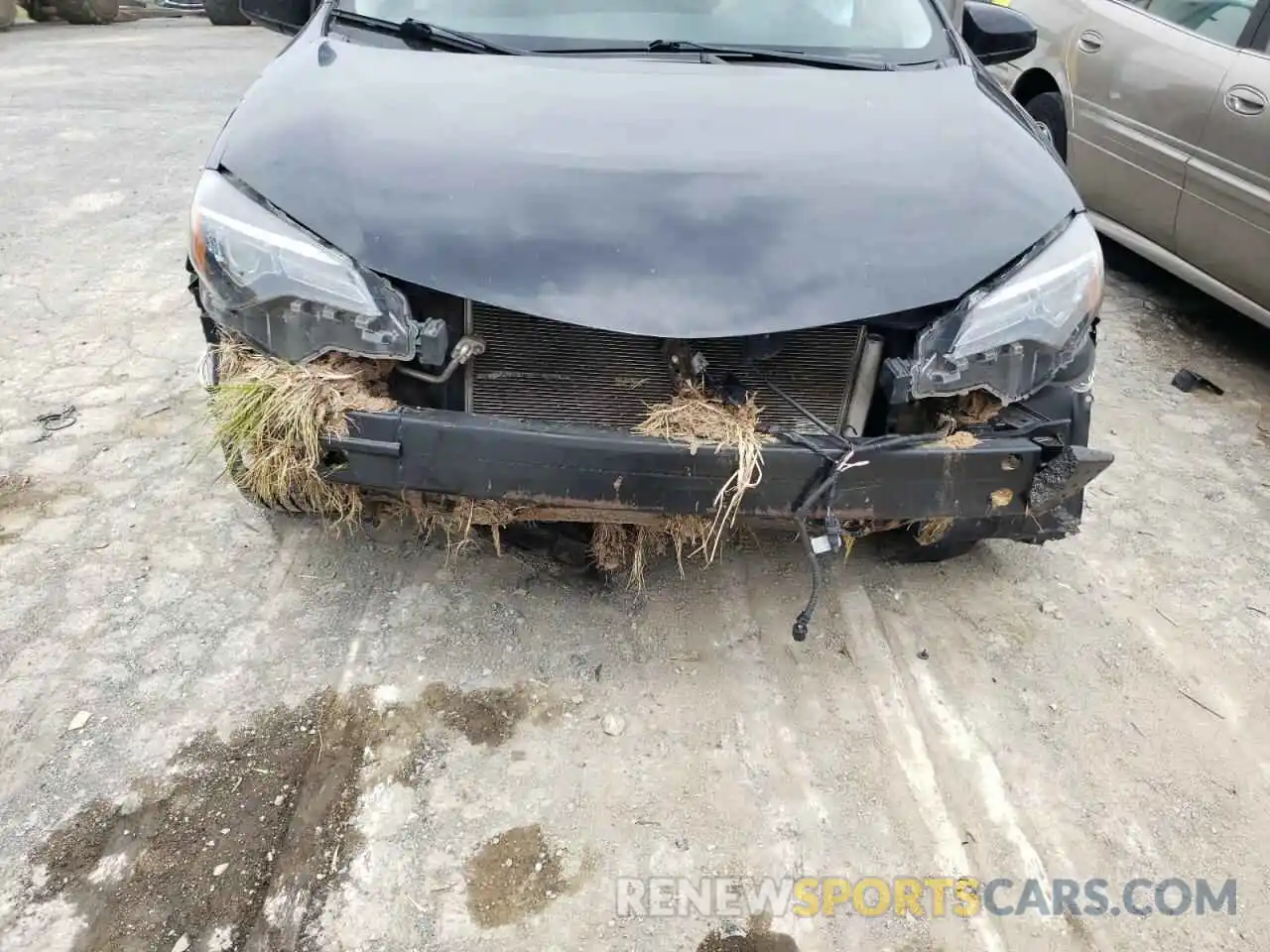 9 Photograph of a damaged car 2T1BURHE9KC154927 TOYOTA COROLLA 2019