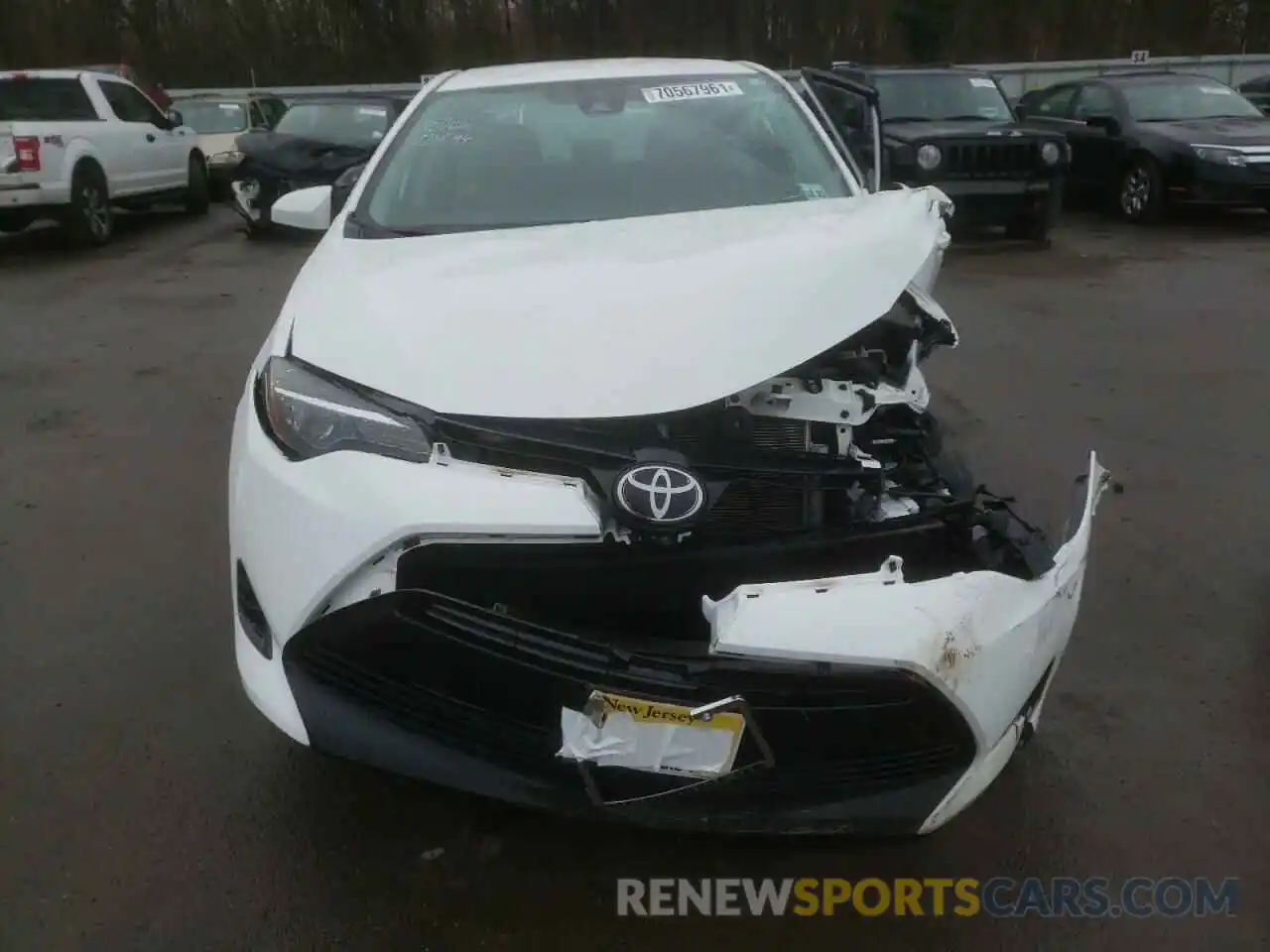 7 Photograph of a damaged car 2T1BURHE9KC155124 TOYOTA COROLLA 2019