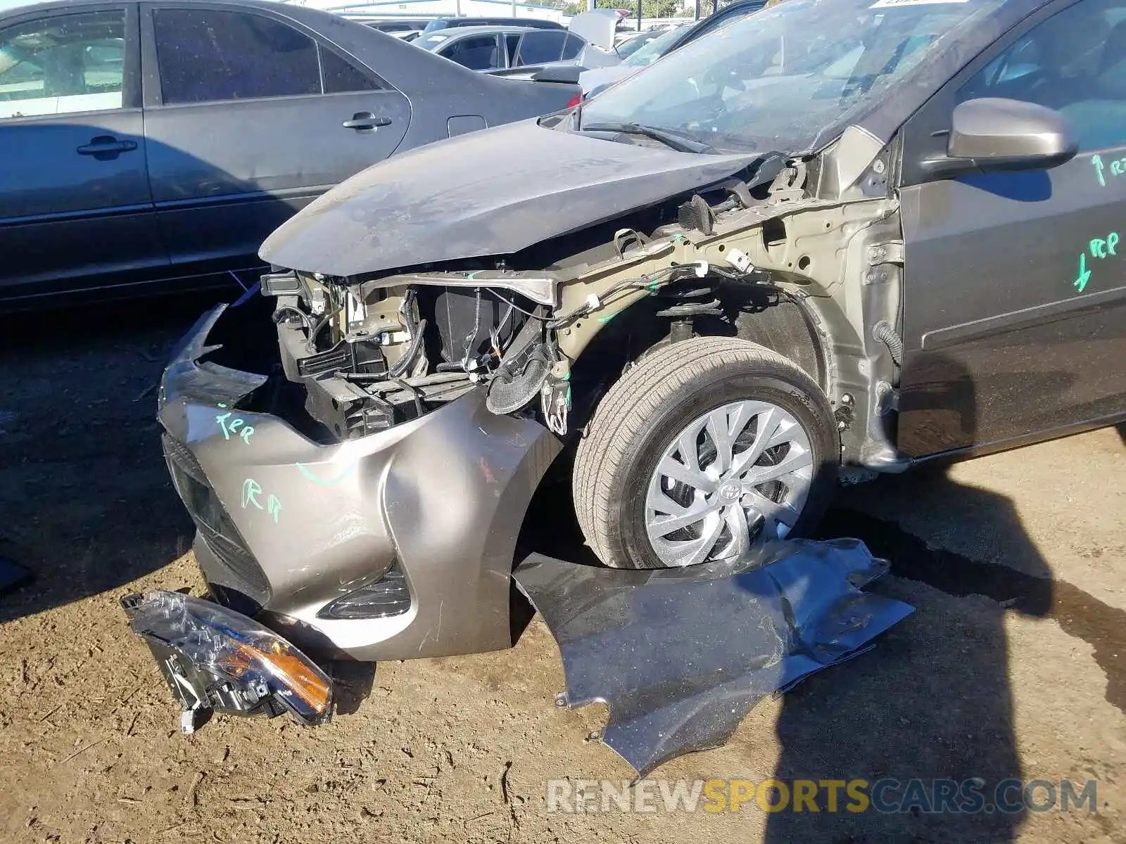 9 Photograph of a damaged car 2T1BURHE9KC155334 TOYOTA COROLLA 2019