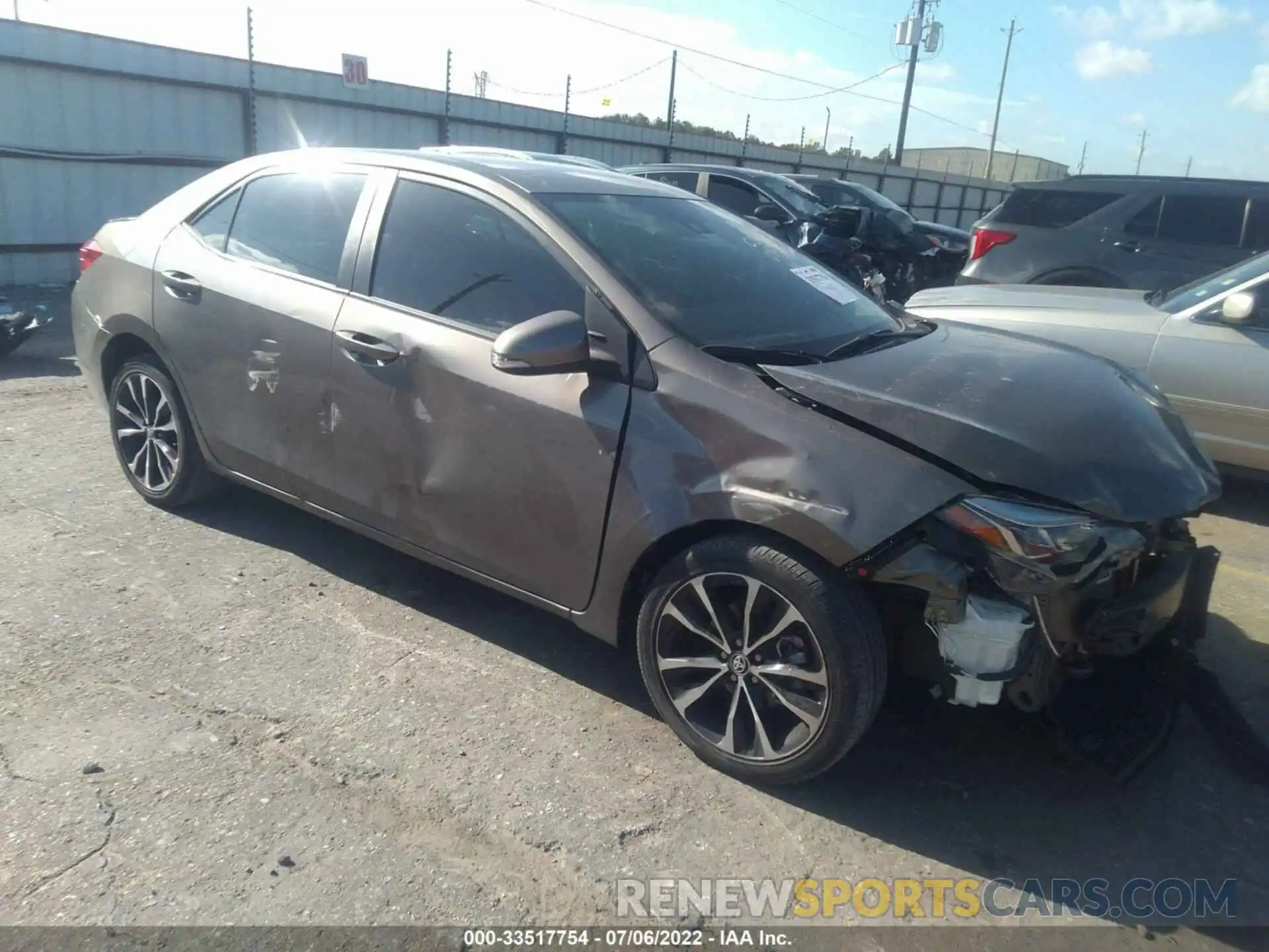 1 Photograph of a damaged car 2T1BURHE9KC155544 TOYOTA COROLLA 2019