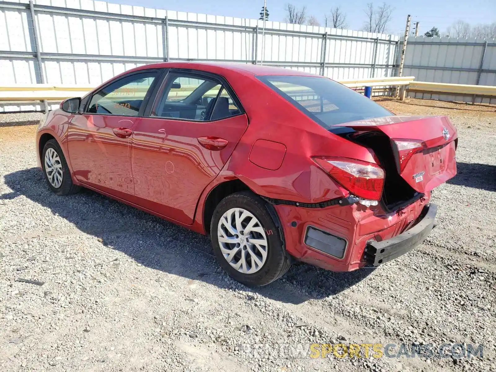 3 Photograph of a damaged car 2T1BURHE9KC155804 TOYOTA COROLLA 2019