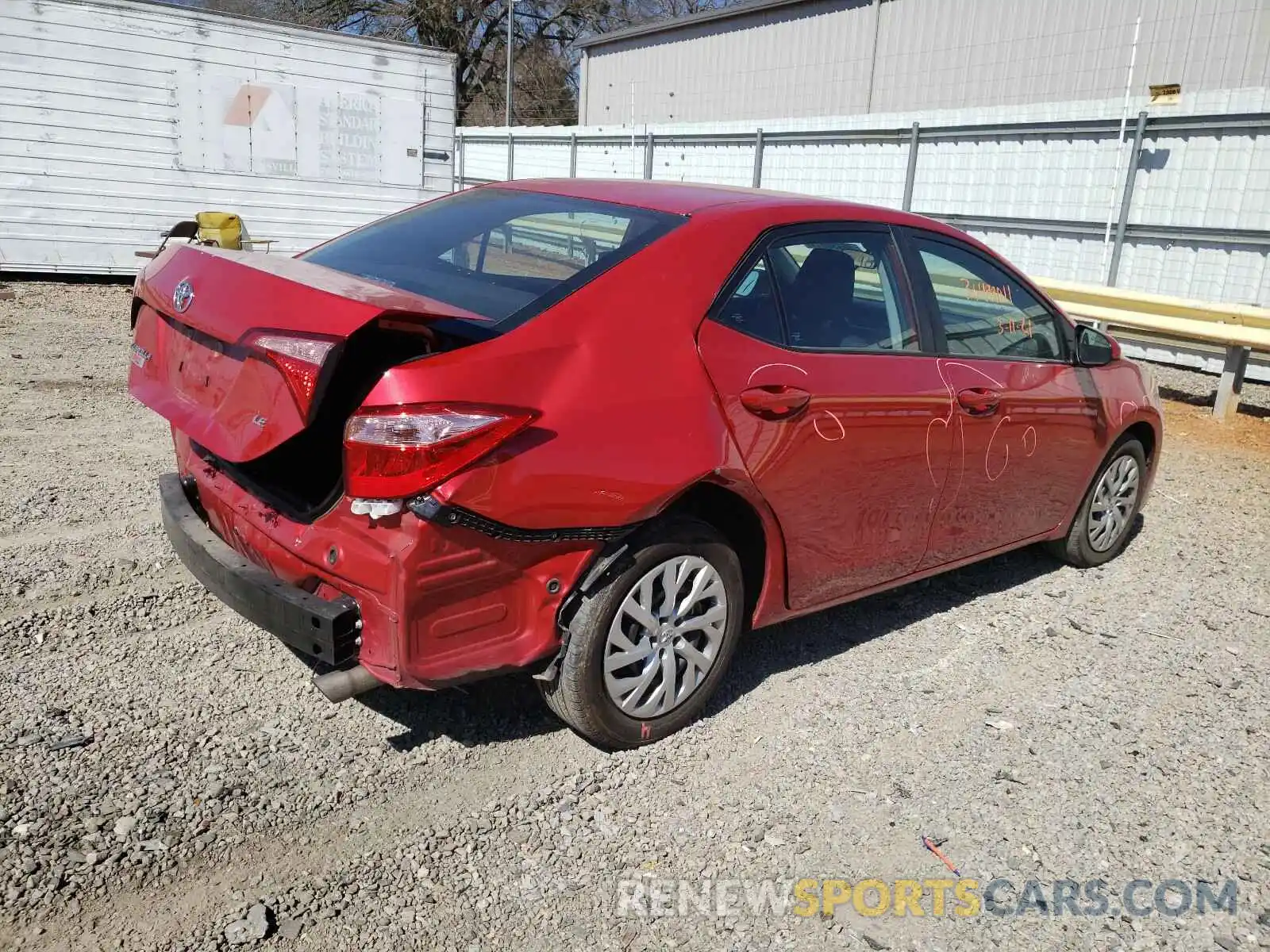 4 Photograph of a damaged car 2T1BURHE9KC155804 TOYOTA COROLLA 2019