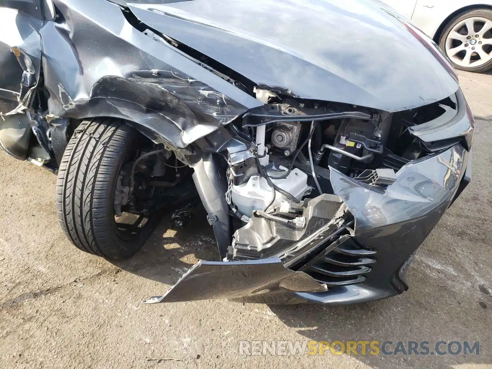 9 Photograph of a damaged car 2T1BURHE9KC155902 TOYOTA COROLLA 2019