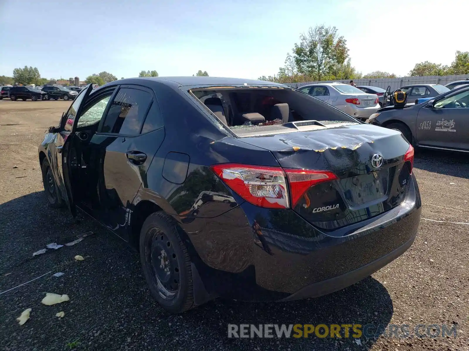 3 Photograph of a damaged car 2T1BURHE9KC156211 TOYOTA COROLLA 2019