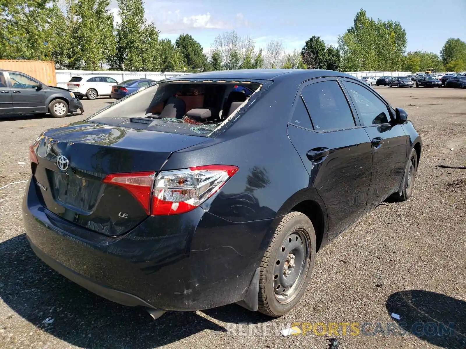 4 Photograph of a damaged car 2T1BURHE9KC156211 TOYOTA COROLLA 2019