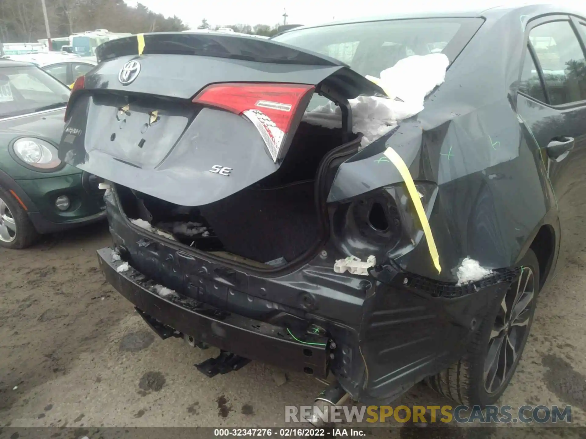 6 Photograph of a damaged car 2T1BURHE9KC157374 TOYOTA COROLLA 2019