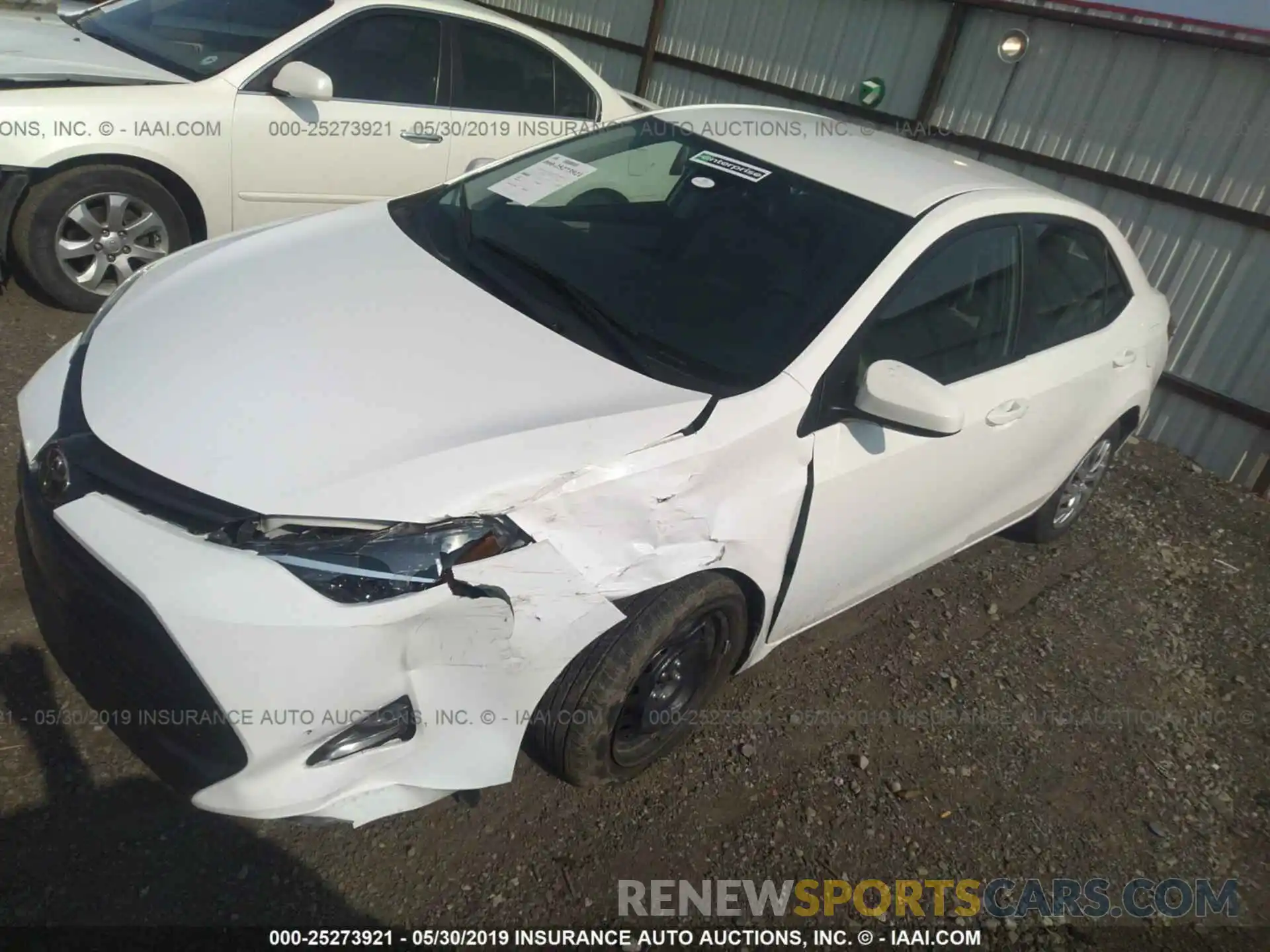 2 Photograph of a damaged car 2T1BURHE9KC158573 TOYOTA COROLLA 2019