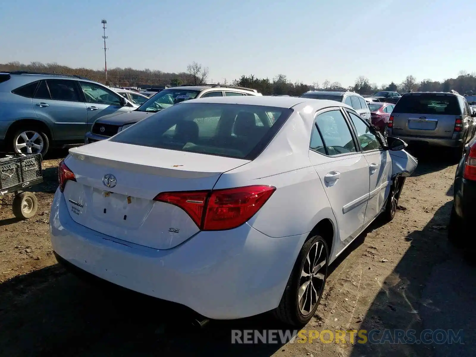 4 Photograph of a damaged car 2T1BURHE9KC158881 TOYOTA COROLLA 2019