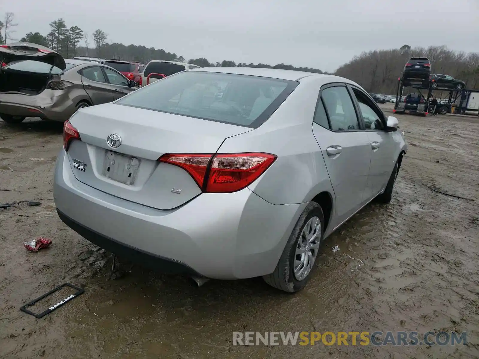 4 Photograph of a damaged car 2T1BURHE9KC160386 TOYOTA COROLLA 2019