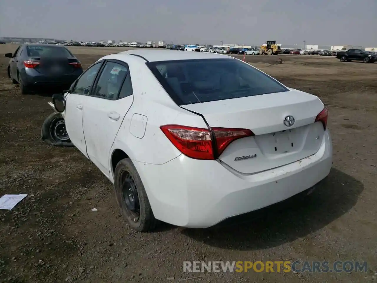 3 Photograph of a damaged car 2T1BURHE9KC160727 TOYOTA COROLLA 2019