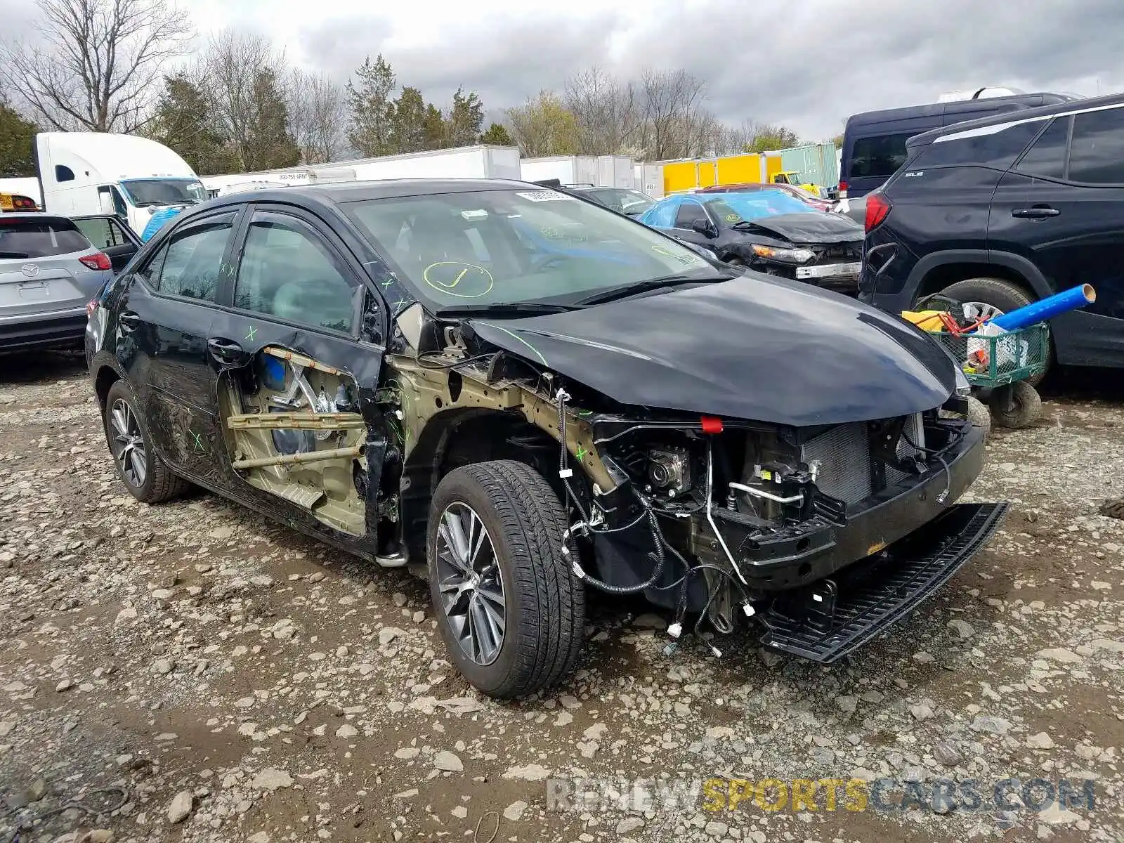 1 Photograph of a damaged car 2T1BURHE9KC161182 TOYOTA COROLLA 2019