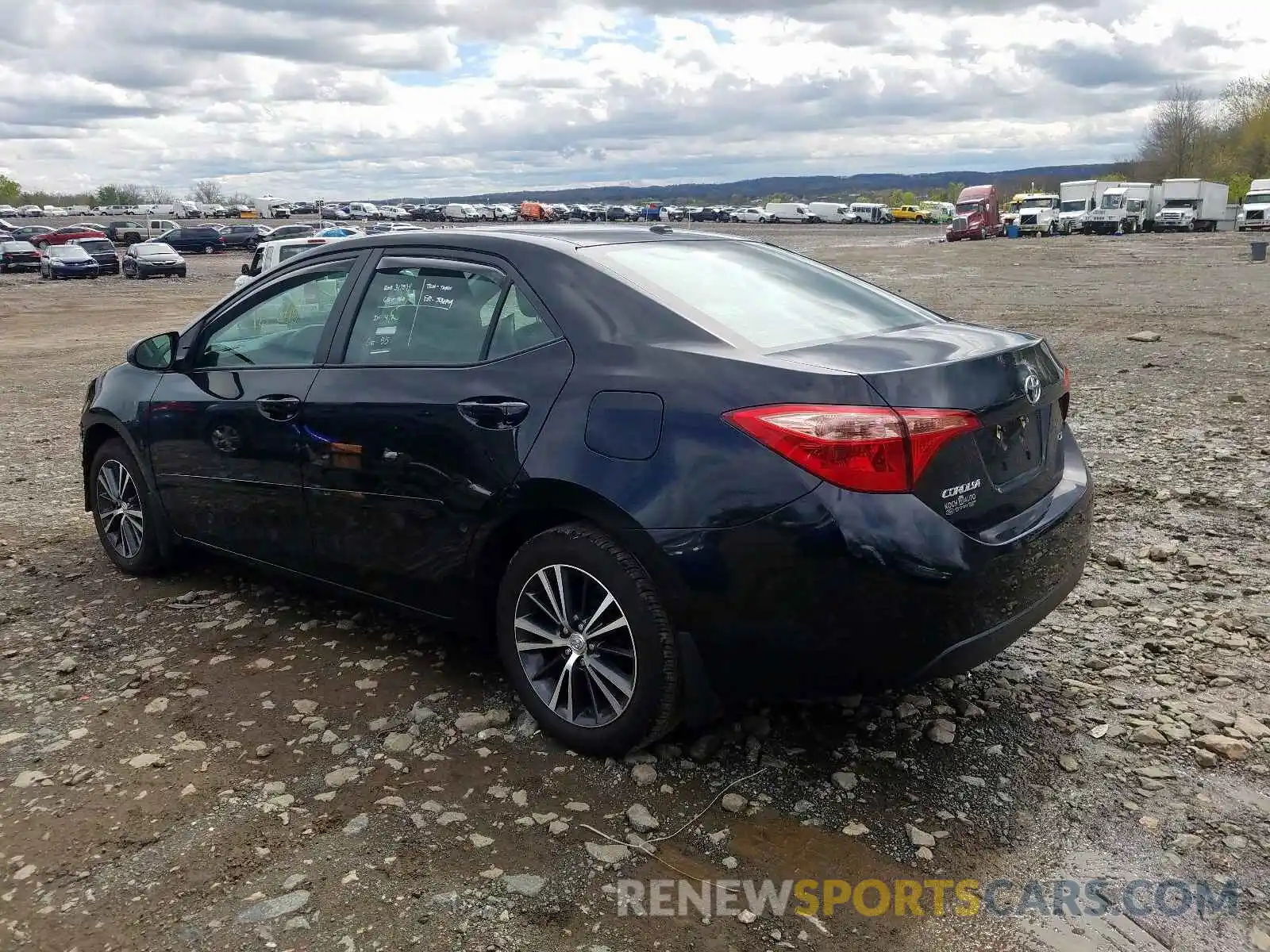 3 Photograph of a damaged car 2T1BURHE9KC161182 TOYOTA COROLLA 2019