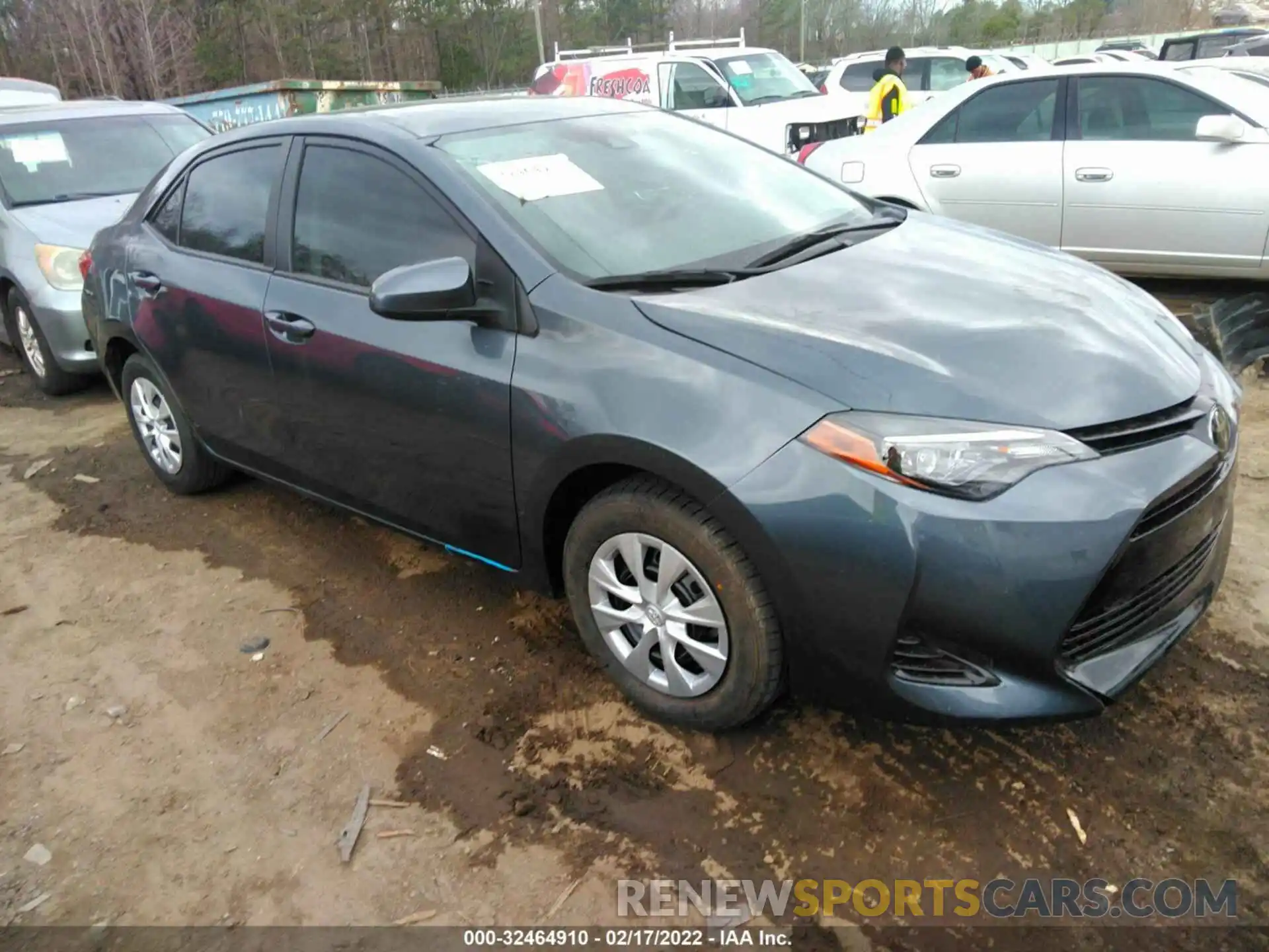 1 Photograph of a damaged car 2T1BURHE9KC163661 TOYOTA COROLLA 2019