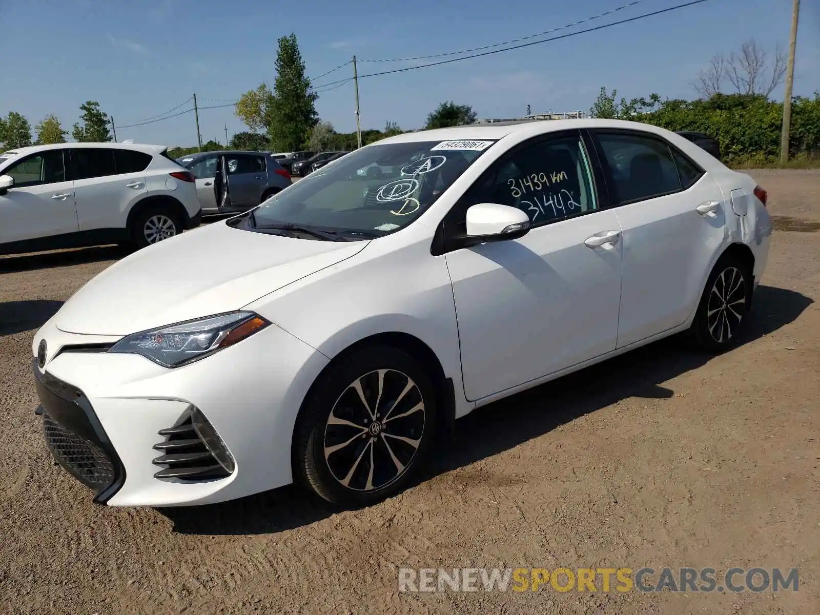 2 Photograph of a damaged car 2T1BURHE9KC163689 TOYOTA COROLLA 2019