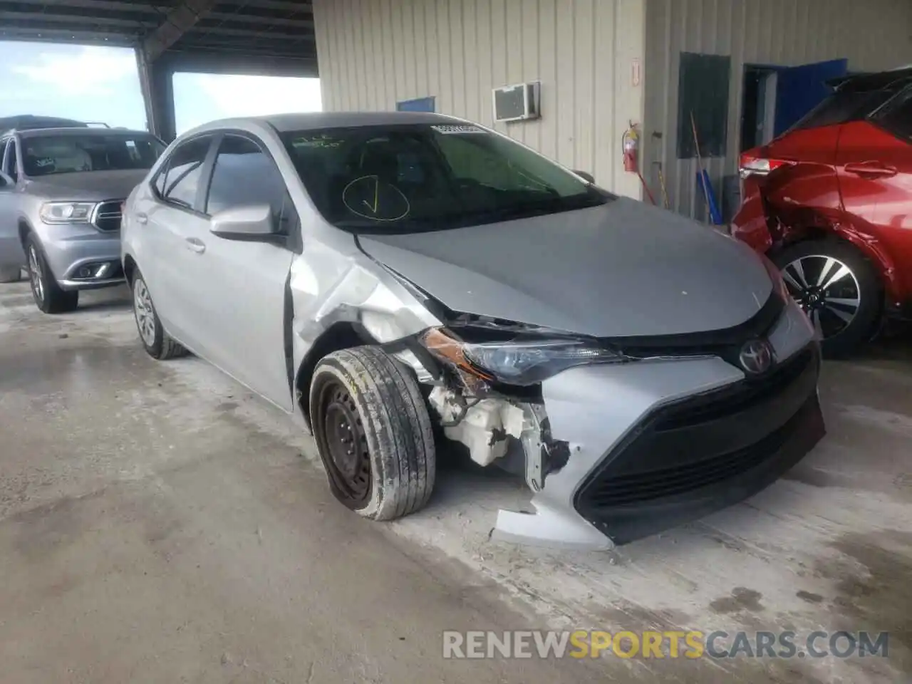 1 Photograph of a damaged car 2T1BURHE9KC163725 TOYOTA COROLLA 2019