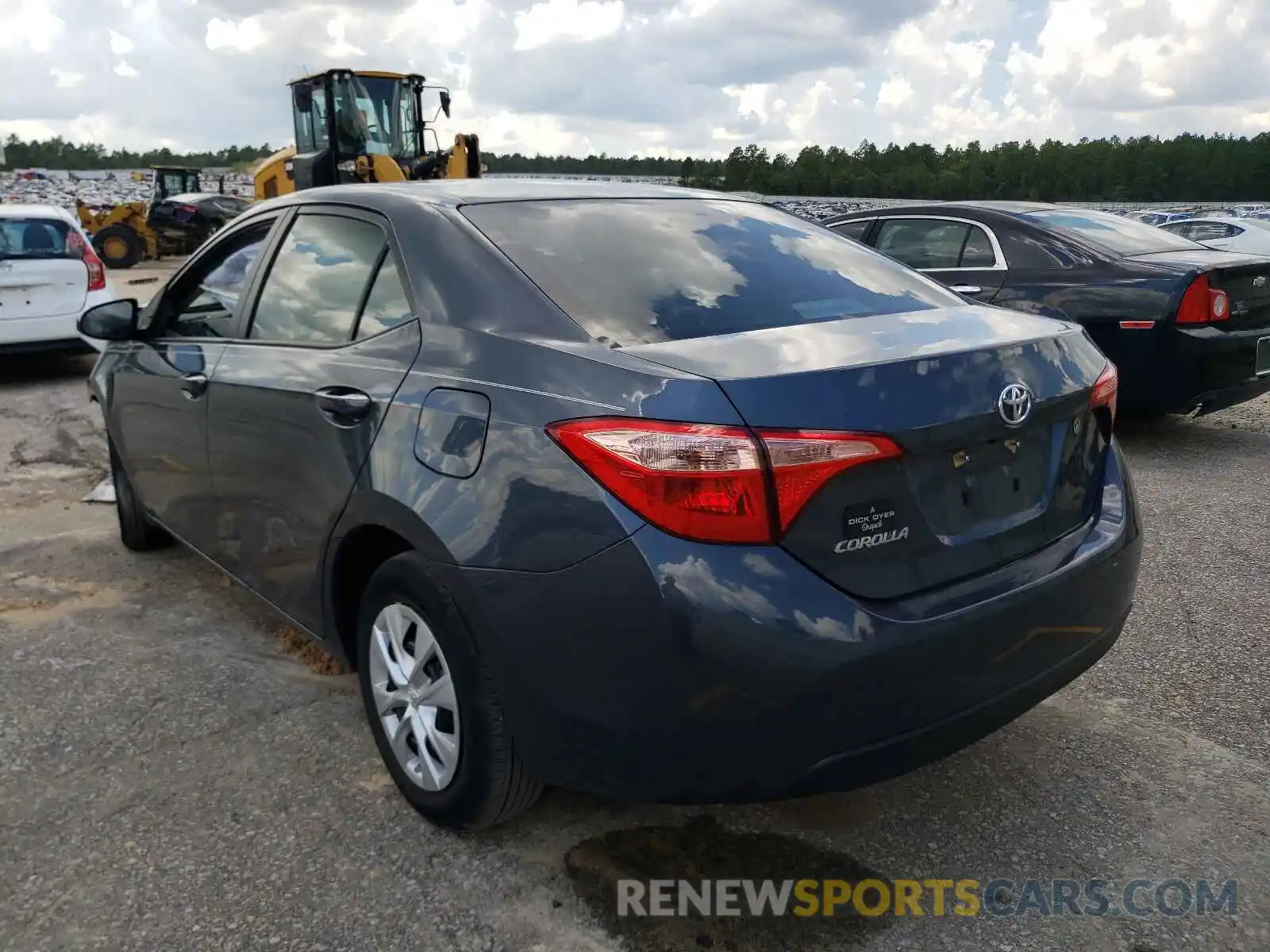 3 Photograph of a damaged car 2T1BURHE9KC163773 TOYOTA COROLLA 2019