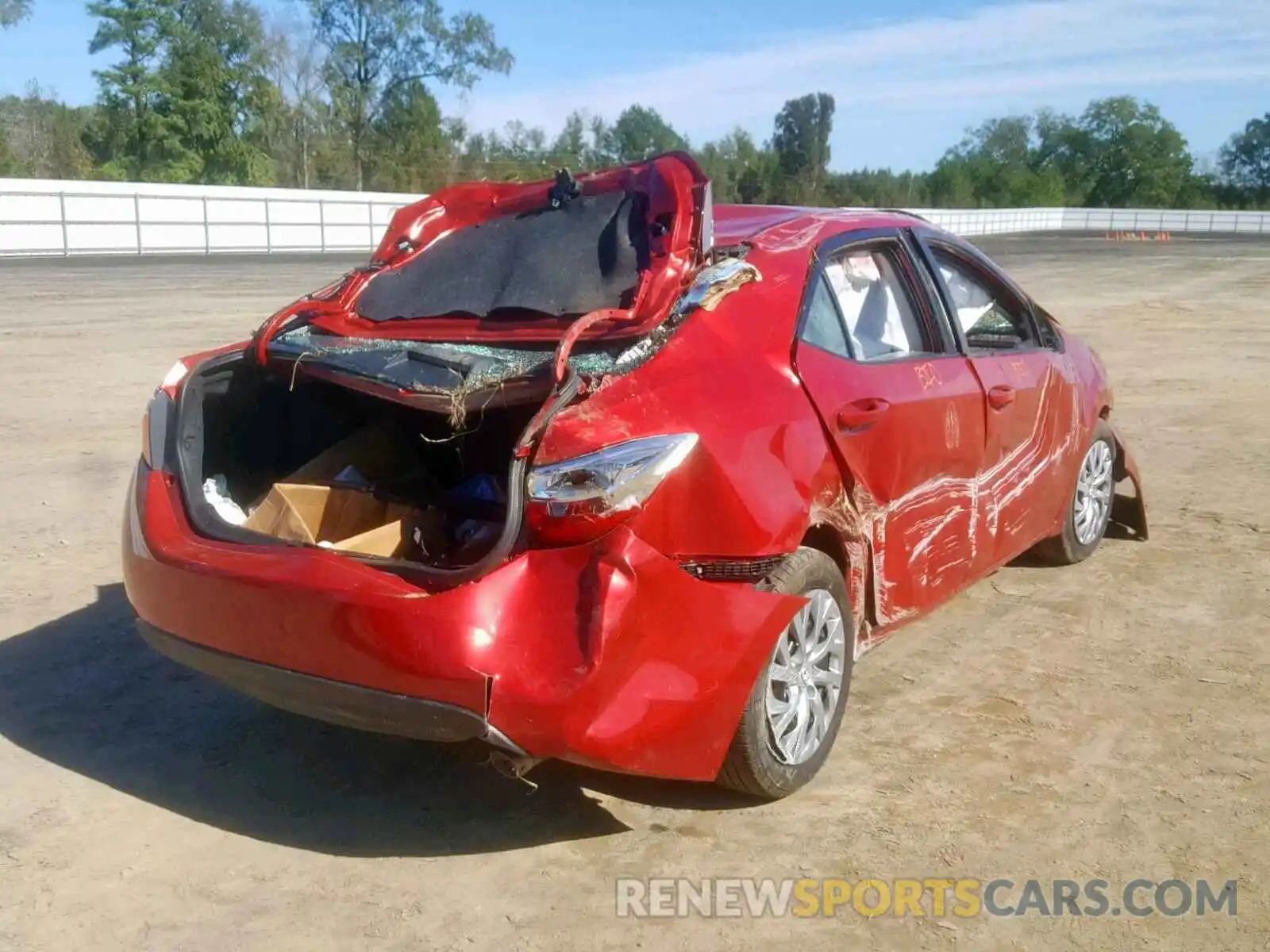 4 Photograph of a damaged car 2T1BURHE9KC163854 TOYOTA COROLLA 2019