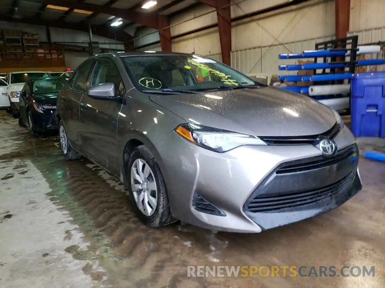 1 Photograph of a damaged car 2T1BURHE9KC164812 TOYOTA COROLLA 2019