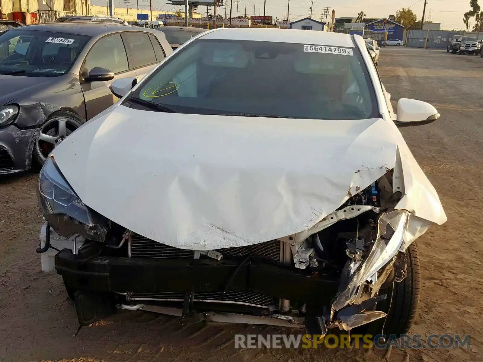 9 Photograph of a damaged car 2T1BURHE9KC165572 TOYOTA COROLLA 2019