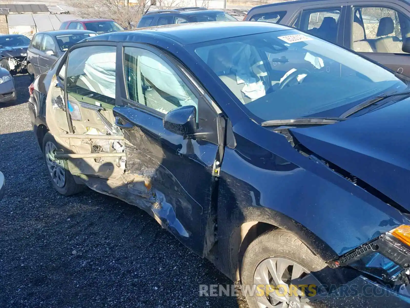 9 Photograph of a damaged car 2T1BURHE9KC165703 TOYOTA COROLLA 2019