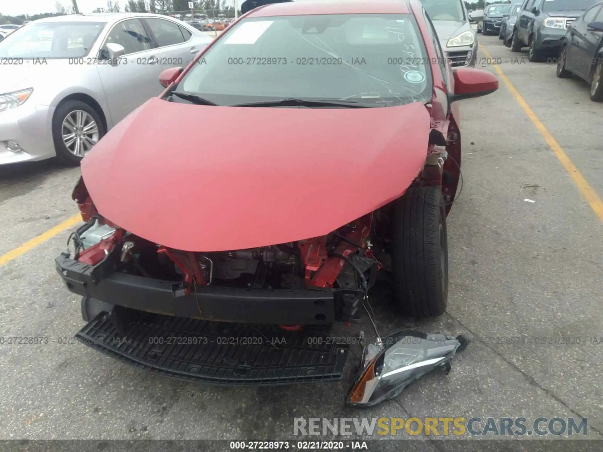 6 Photograph of a damaged car 2T1BURHE9KC166110 TOYOTA COROLLA 2019