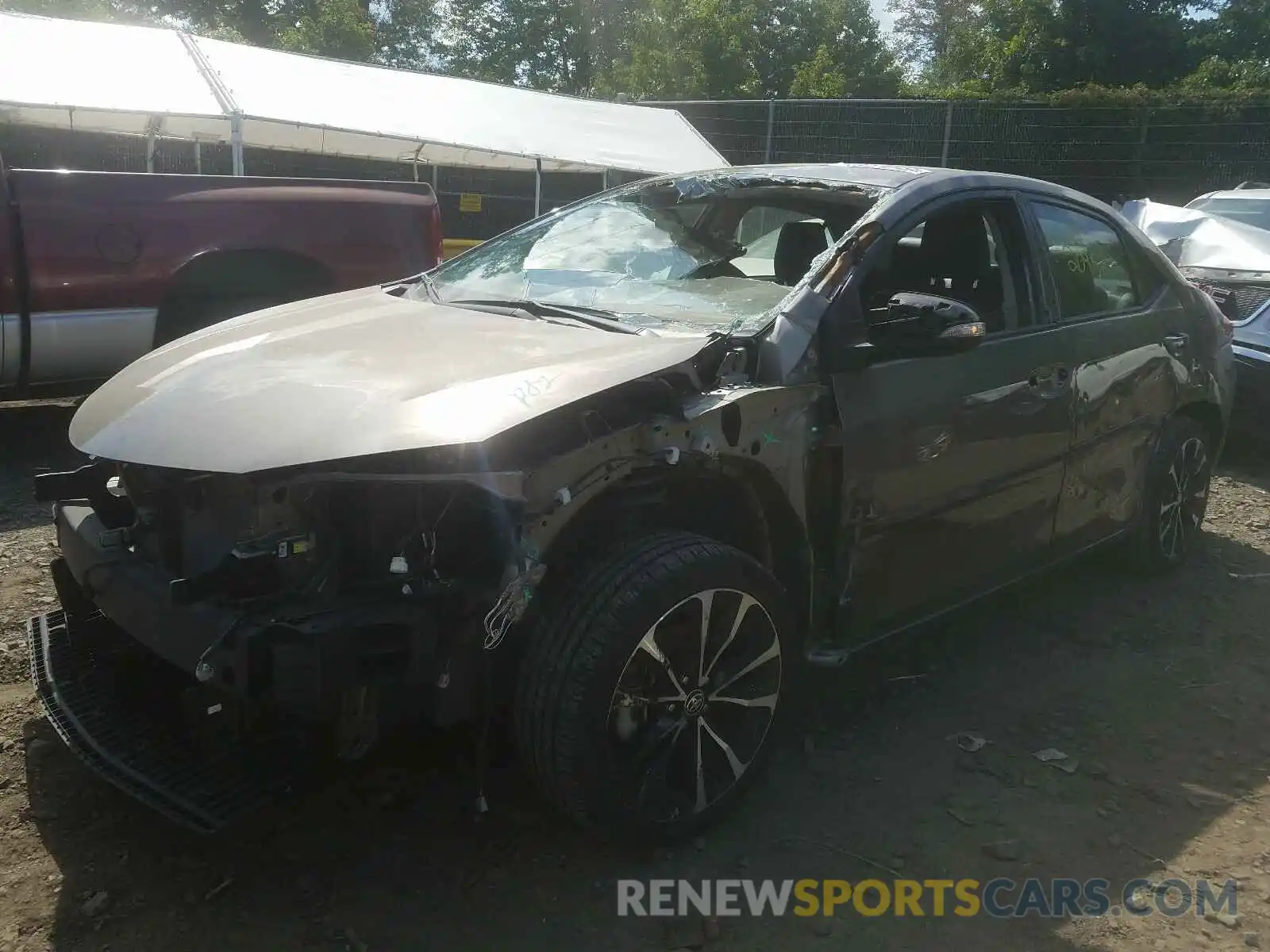 2 Photograph of a damaged car 2T1BURHE9KC166639 TOYOTA COROLLA 2019