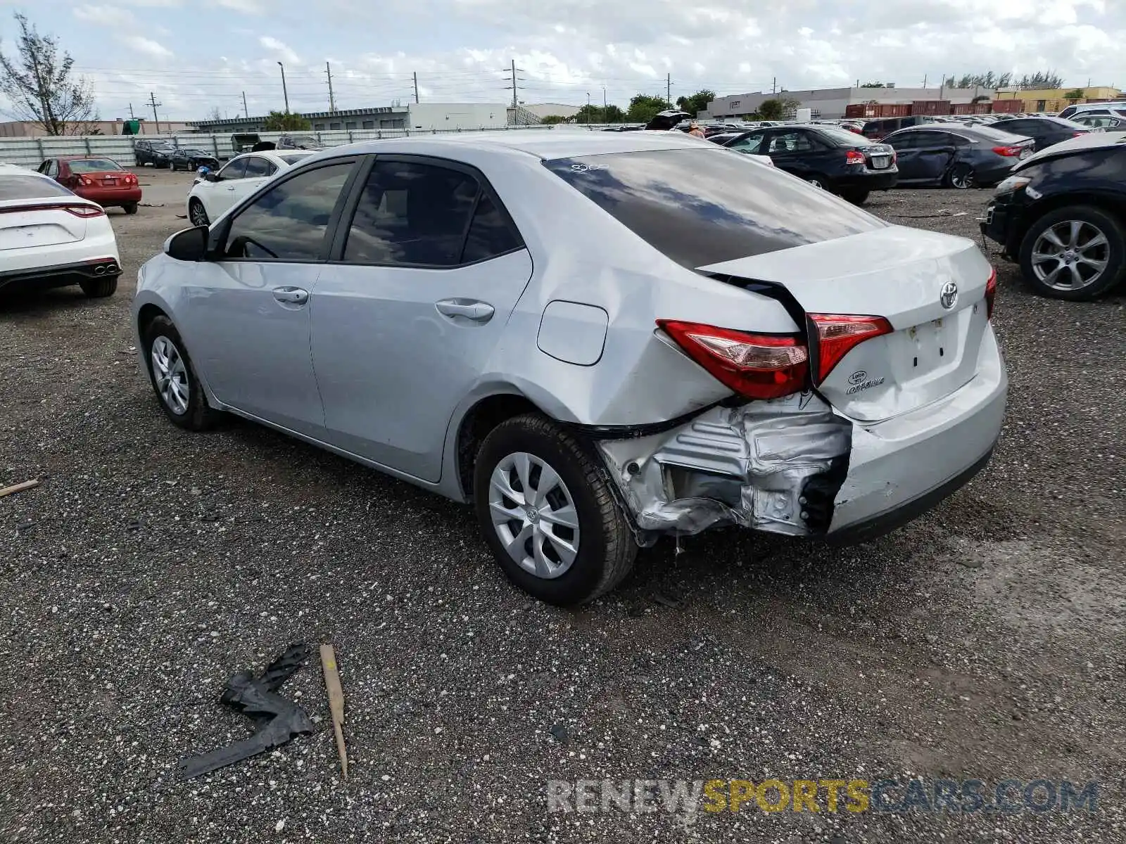 3 Photograph of a damaged car 2T1BURHE9KC168200 TOYOTA COROLLA 2019