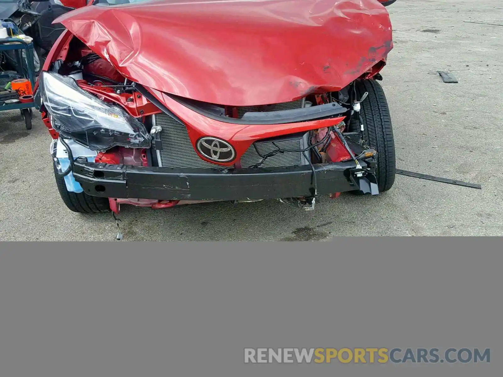 9 Photograph of a damaged car 2T1BURHE9KC168262 TOYOTA COROLLA 2019