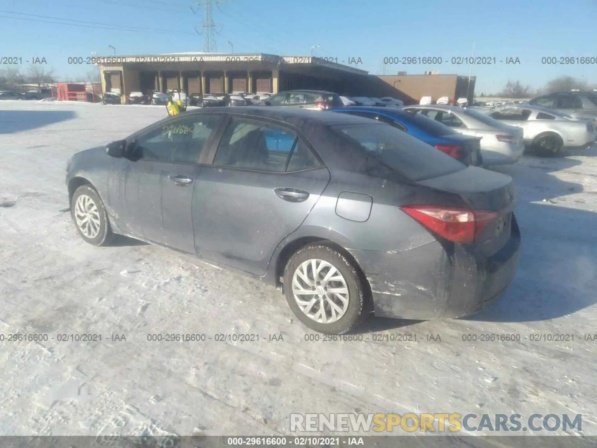 3 Photograph of a damaged car 2T1BURHE9KC168567 TOYOTA COROLLA 2019