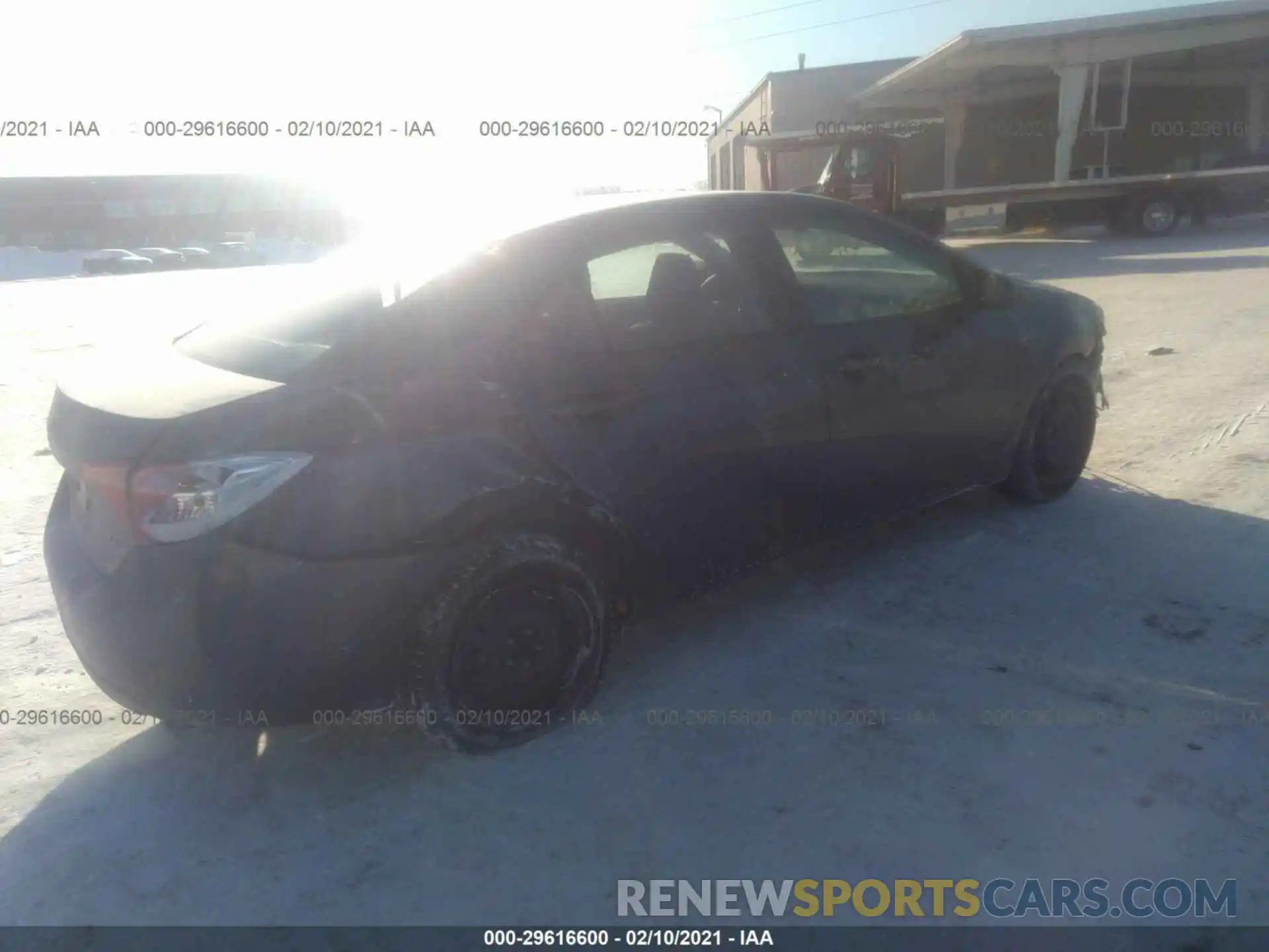 4 Photograph of a damaged car 2T1BURHE9KC168567 TOYOTA COROLLA 2019