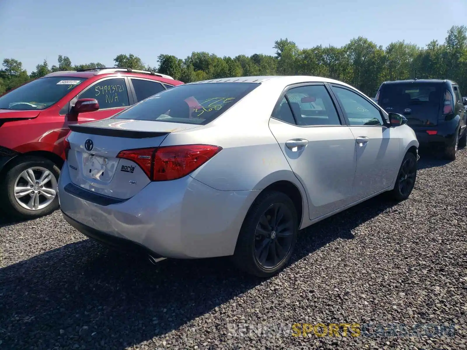 4 Photograph of a damaged car 2T1BURHE9KC169590 TOYOTA COROLLA 2019