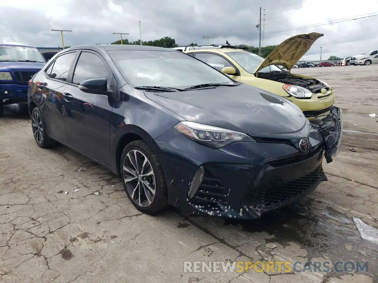 1 Photograph of a damaged car 2T1BURHE9KC171887 TOYOTA COROLLA 2019