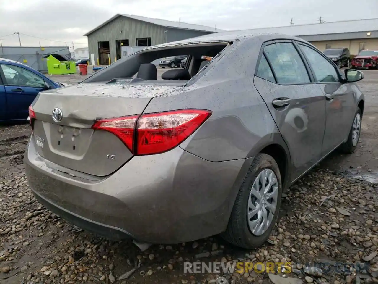 4 Photograph of a damaged car 2T1BURHE9KC172991 TOYOTA COROLLA 2019