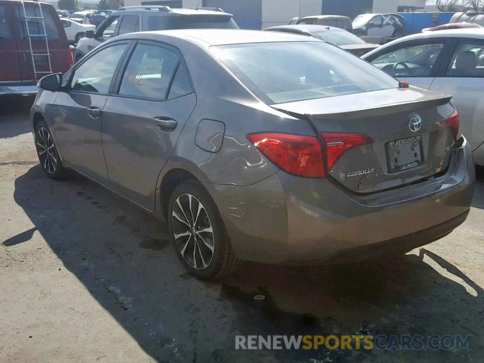 3 Photograph of a damaged car 2T1BURHE9KC173574 TOYOTA COROLLA 2019