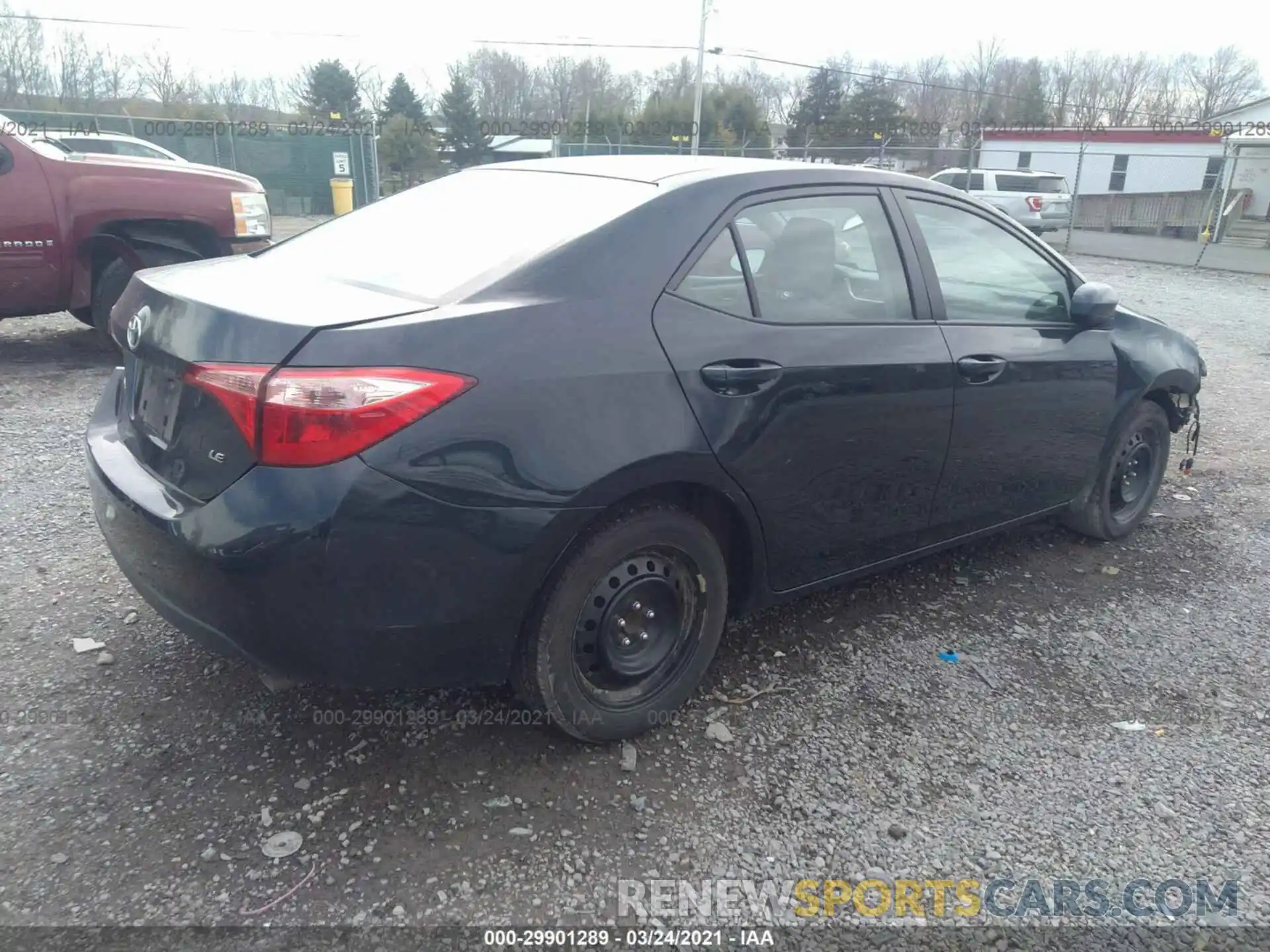 4 Photograph of a damaged car 2T1BURHE9KC173929 TOYOTA COROLLA 2019