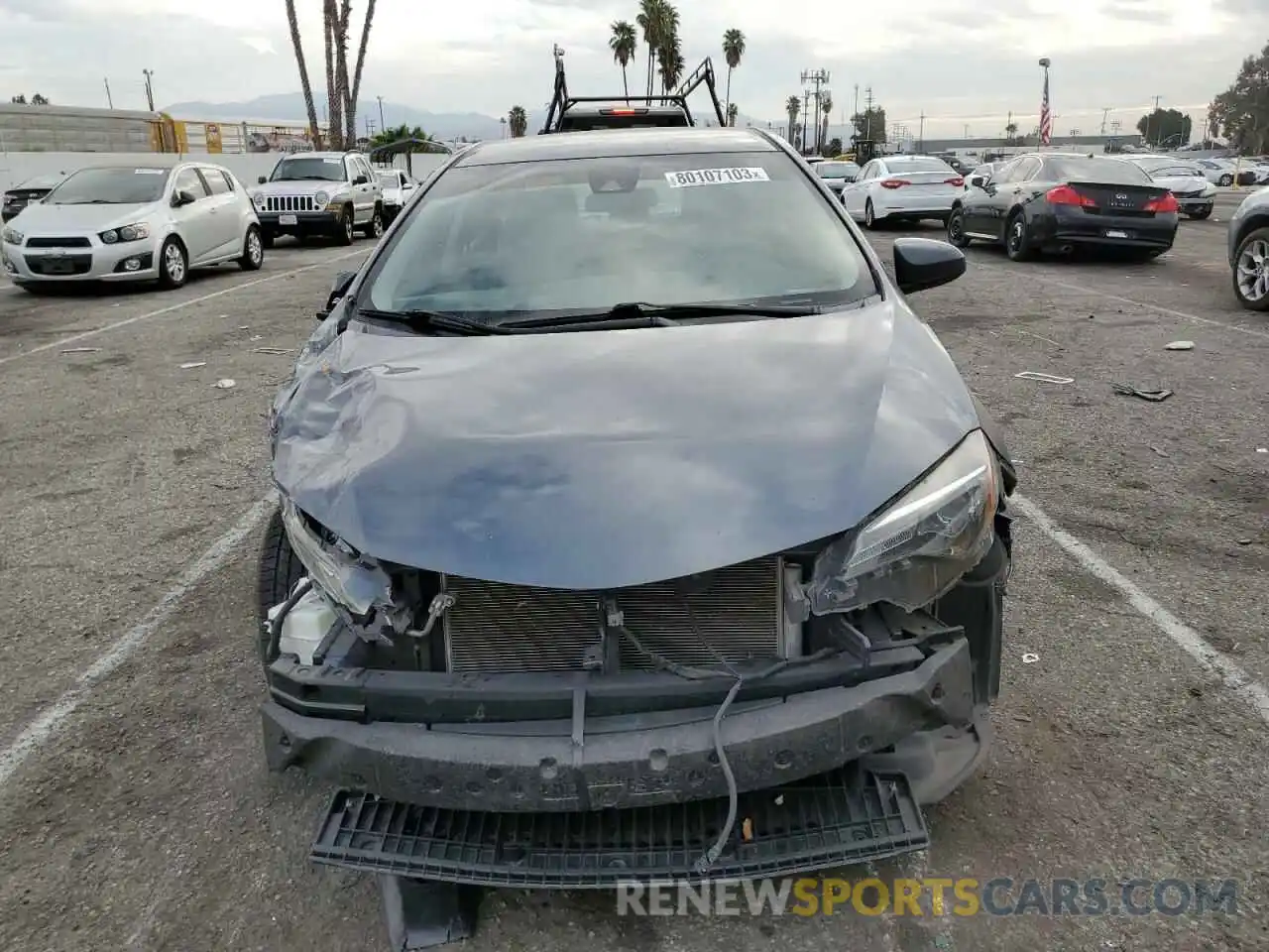 5 Photograph of a damaged car 2T1BURHE9KC174160 TOYOTA COROLLA 2019