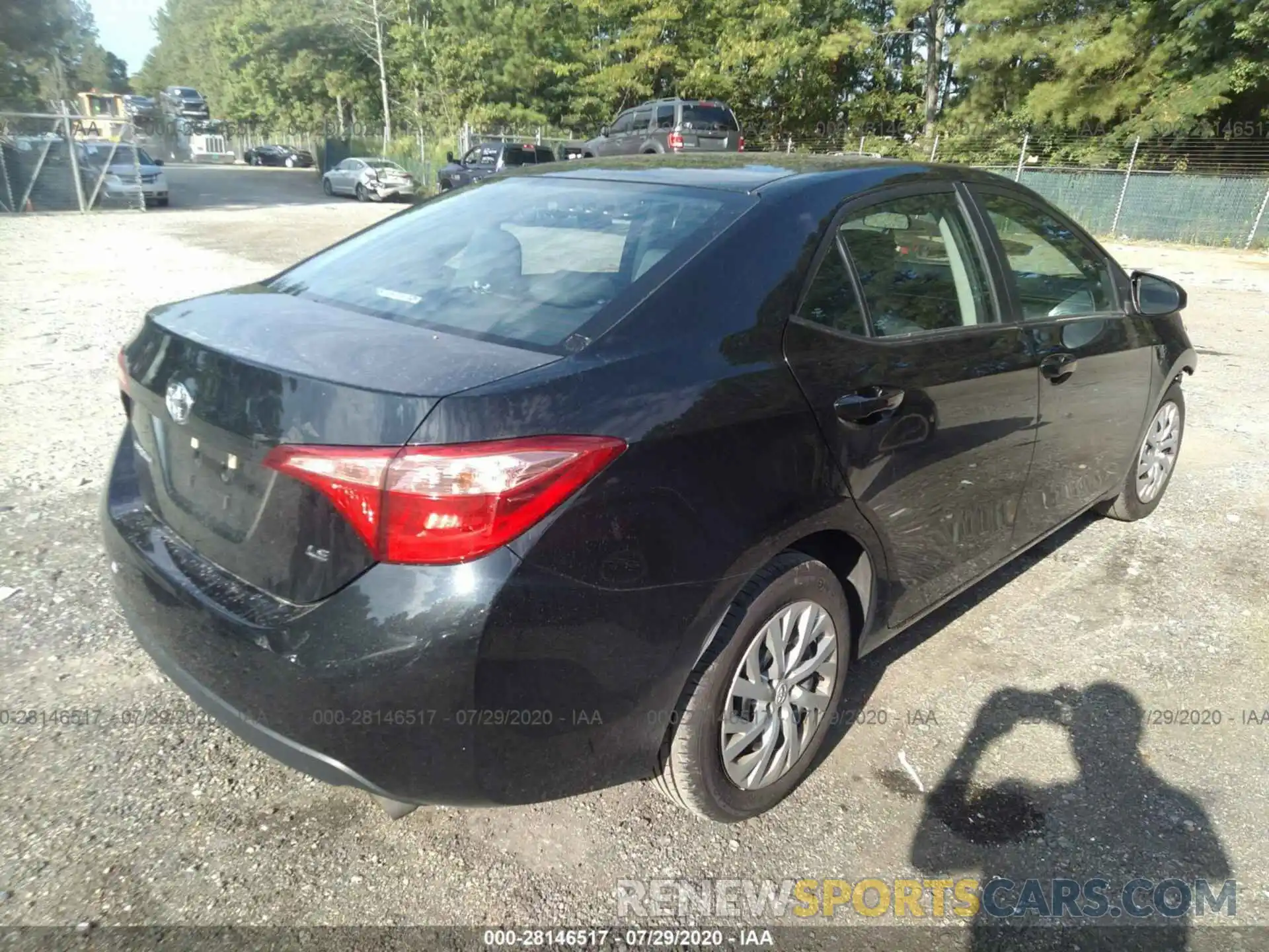 4 Photograph of a damaged car 2T1BURHE9KC175180 TOYOTA COROLLA 2019