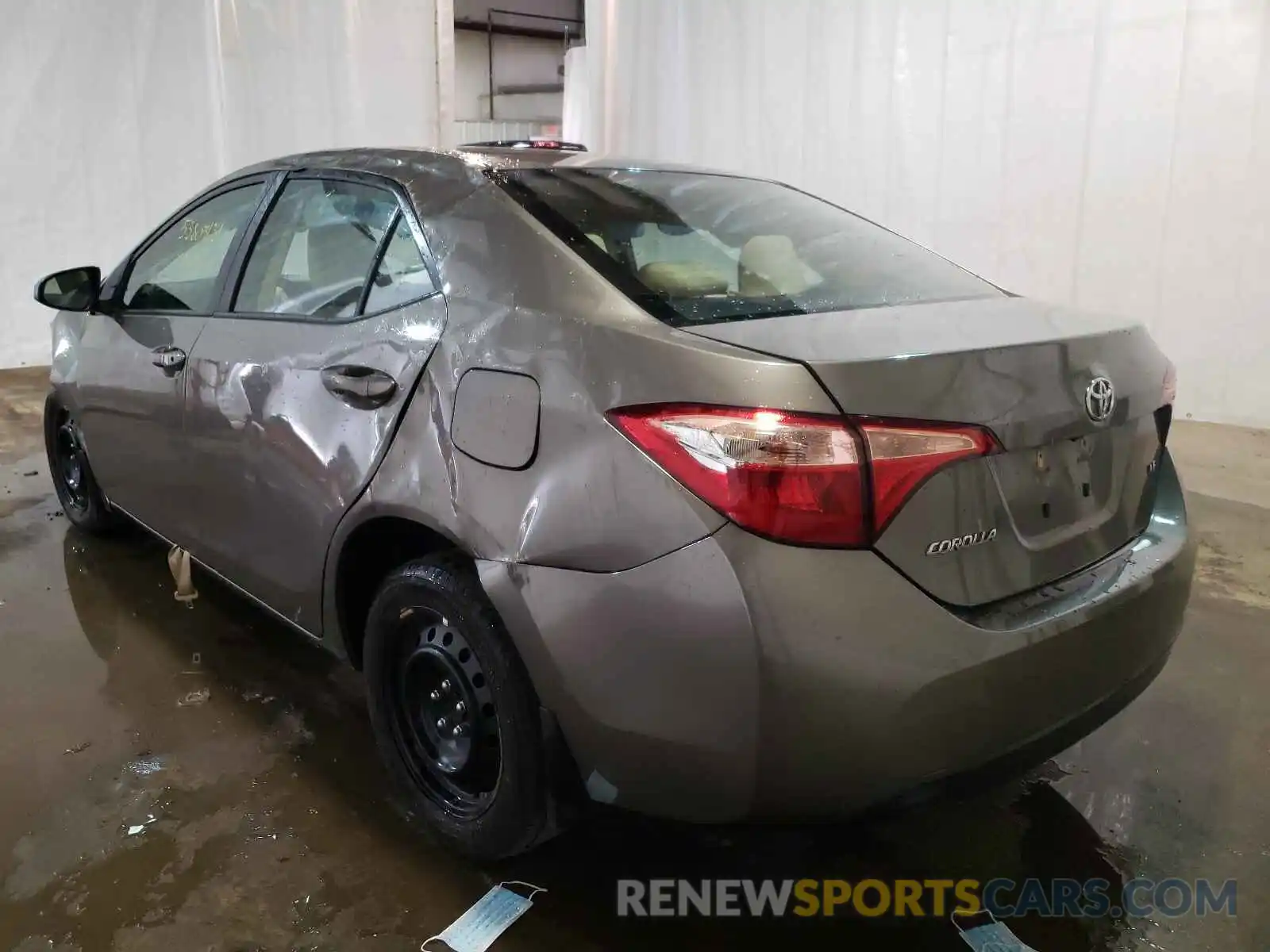 3 Photograph of a damaged car 2T1BURHE9KC176023 TOYOTA COROLLA 2019