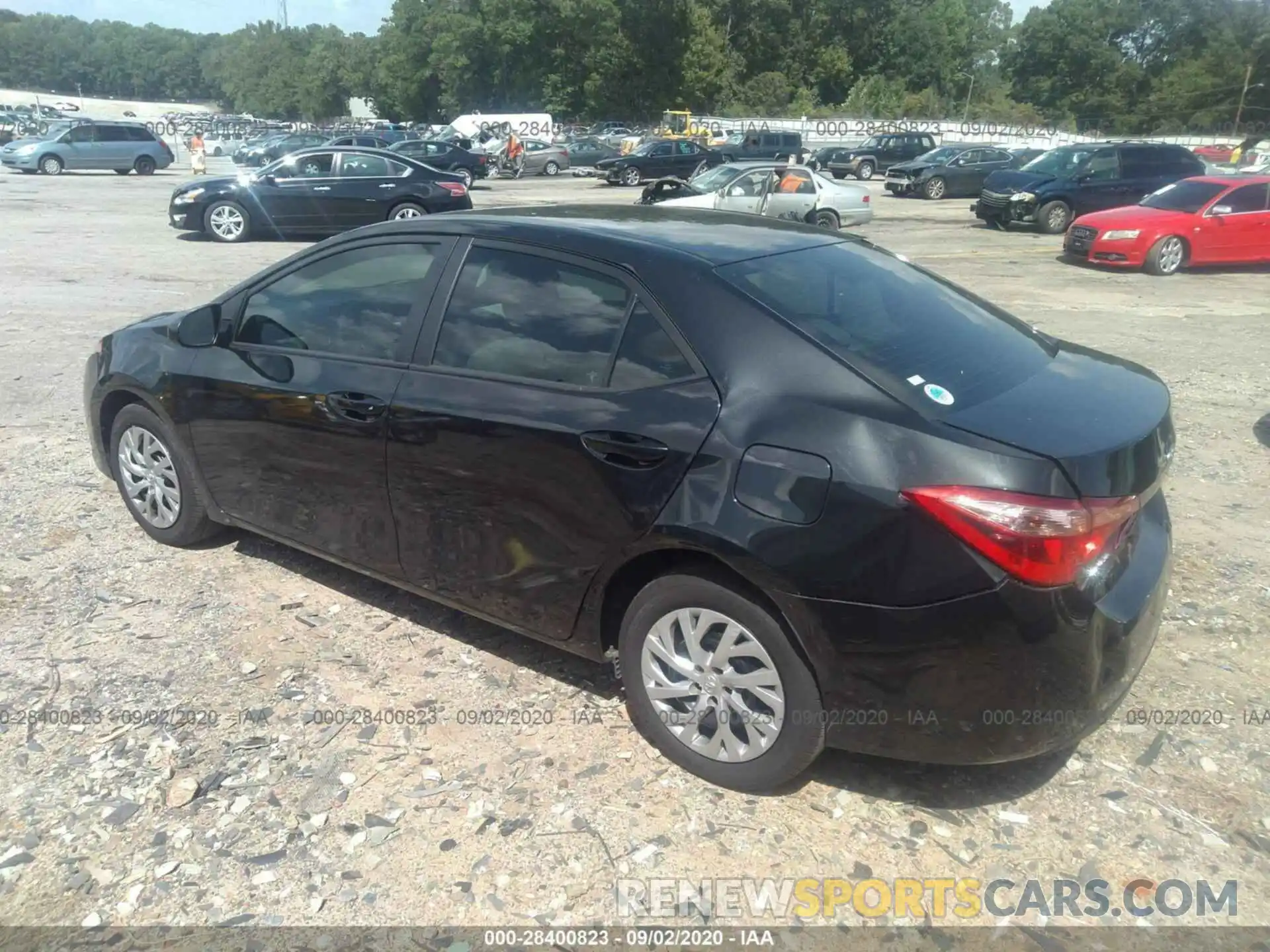 3 Photograph of a damaged car 2T1BURHE9KC176216 TOYOTA COROLLA 2019