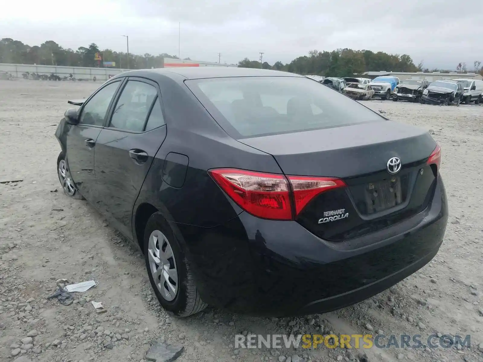 3 Photograph of a damaged car 2T1BURHE9KC176474 TOYOTA COROLLA 2019