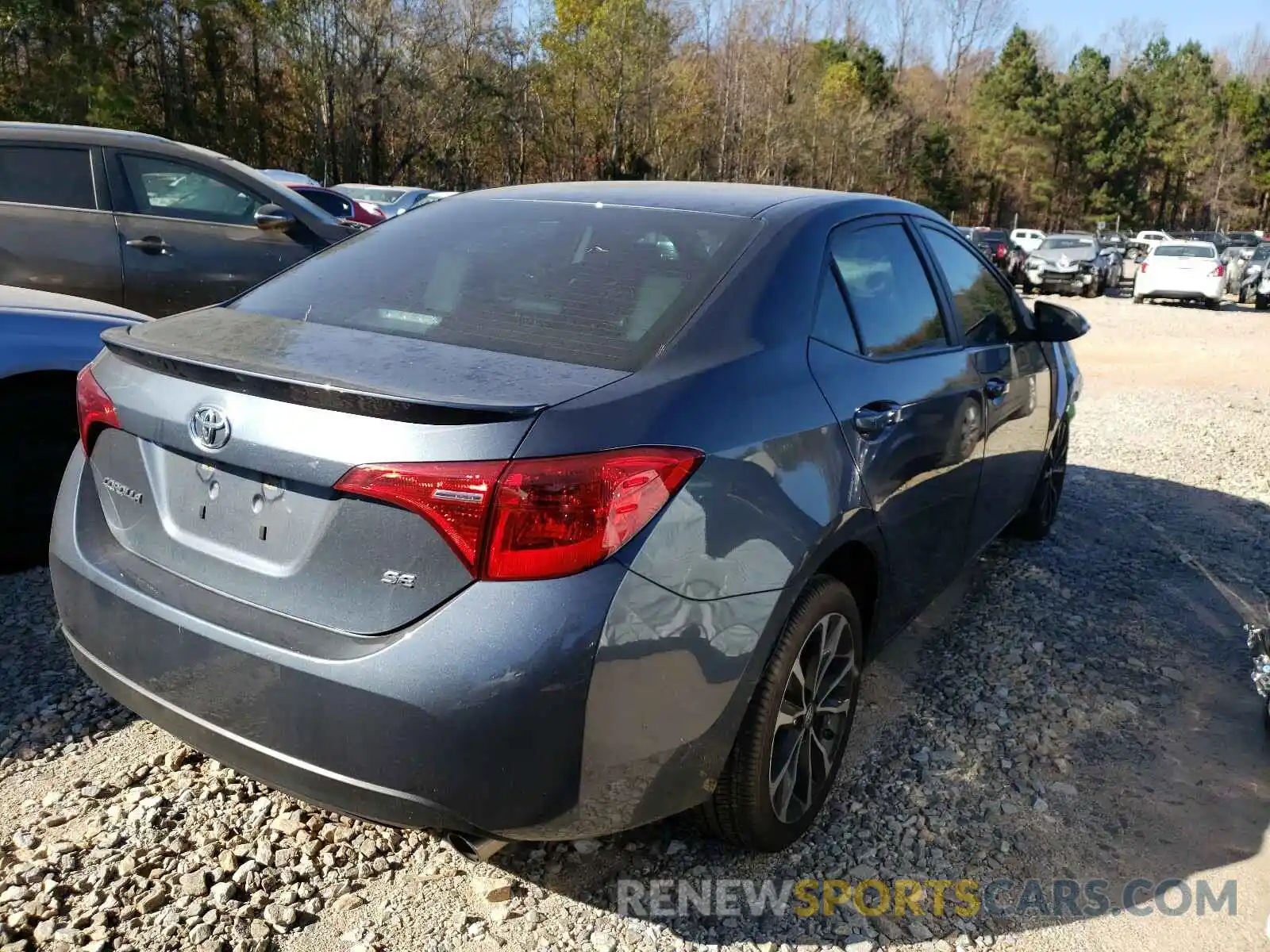 4 Photograph of a damaged car 2T1BURHE9KC178435 TOYOTA COROLLA 2019