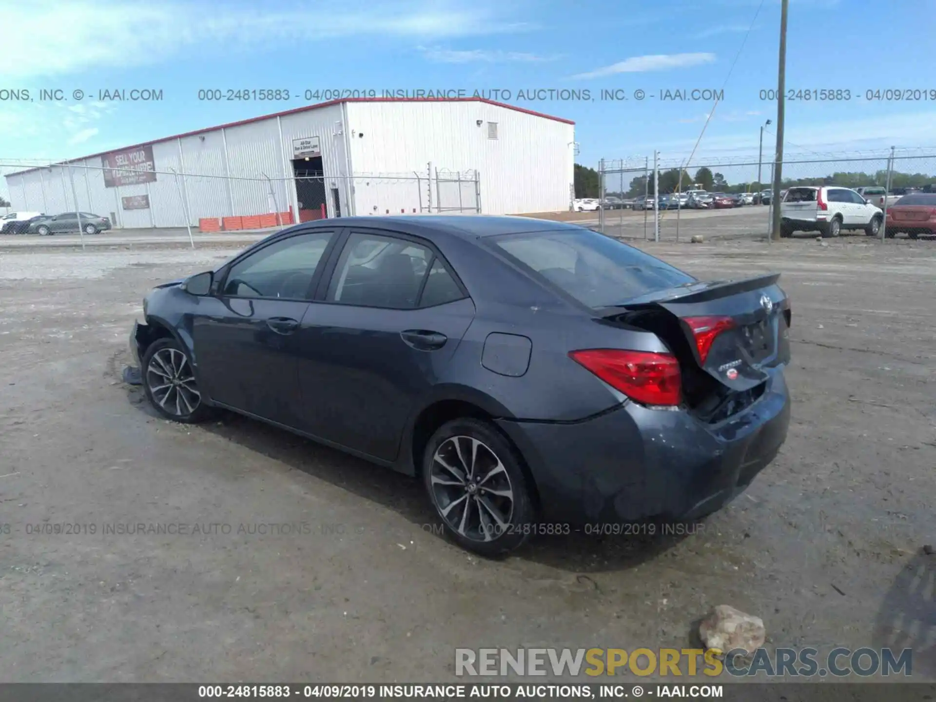 3 Photograph of a damaged car 2T1BURHE9KC179732 TOYOTA COROLLA 2019