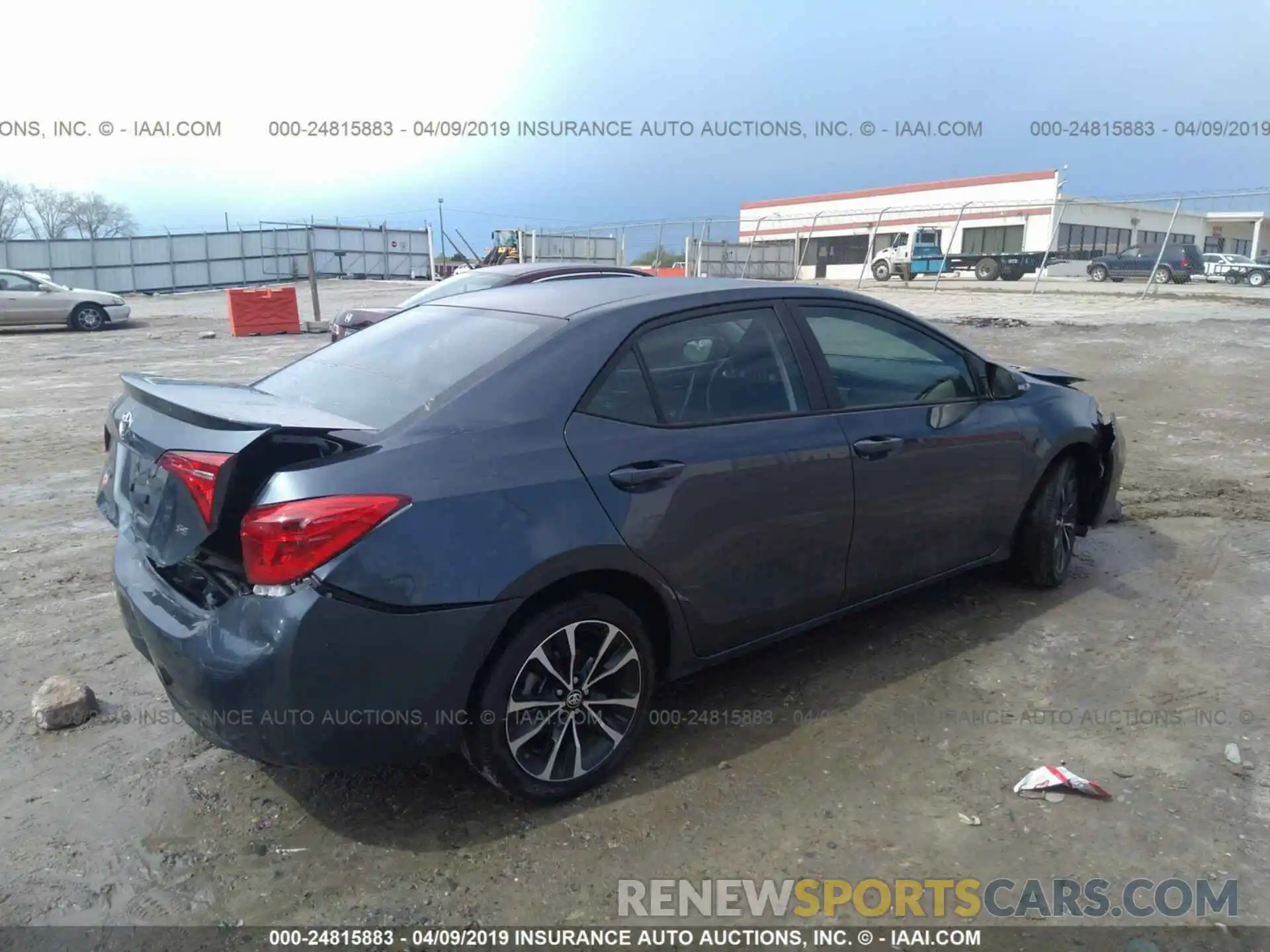 4 Photograph of a damaged car 2T1BURHE9KC179732 TOYOTA COROLLA 2019