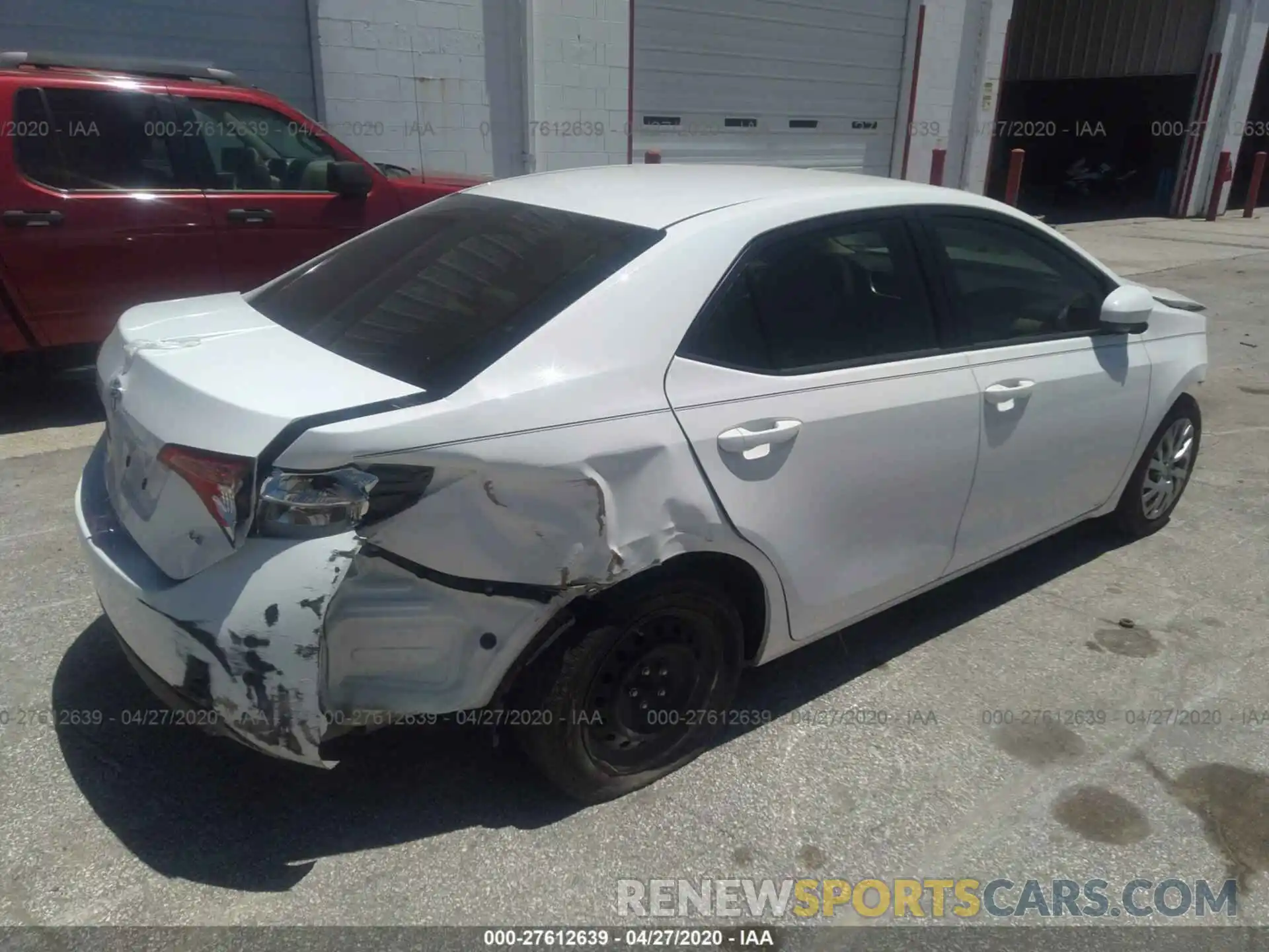 4 Photograph of a damaged car 2T1BURHE9KC180542 TOYOTA COROLLA 2019