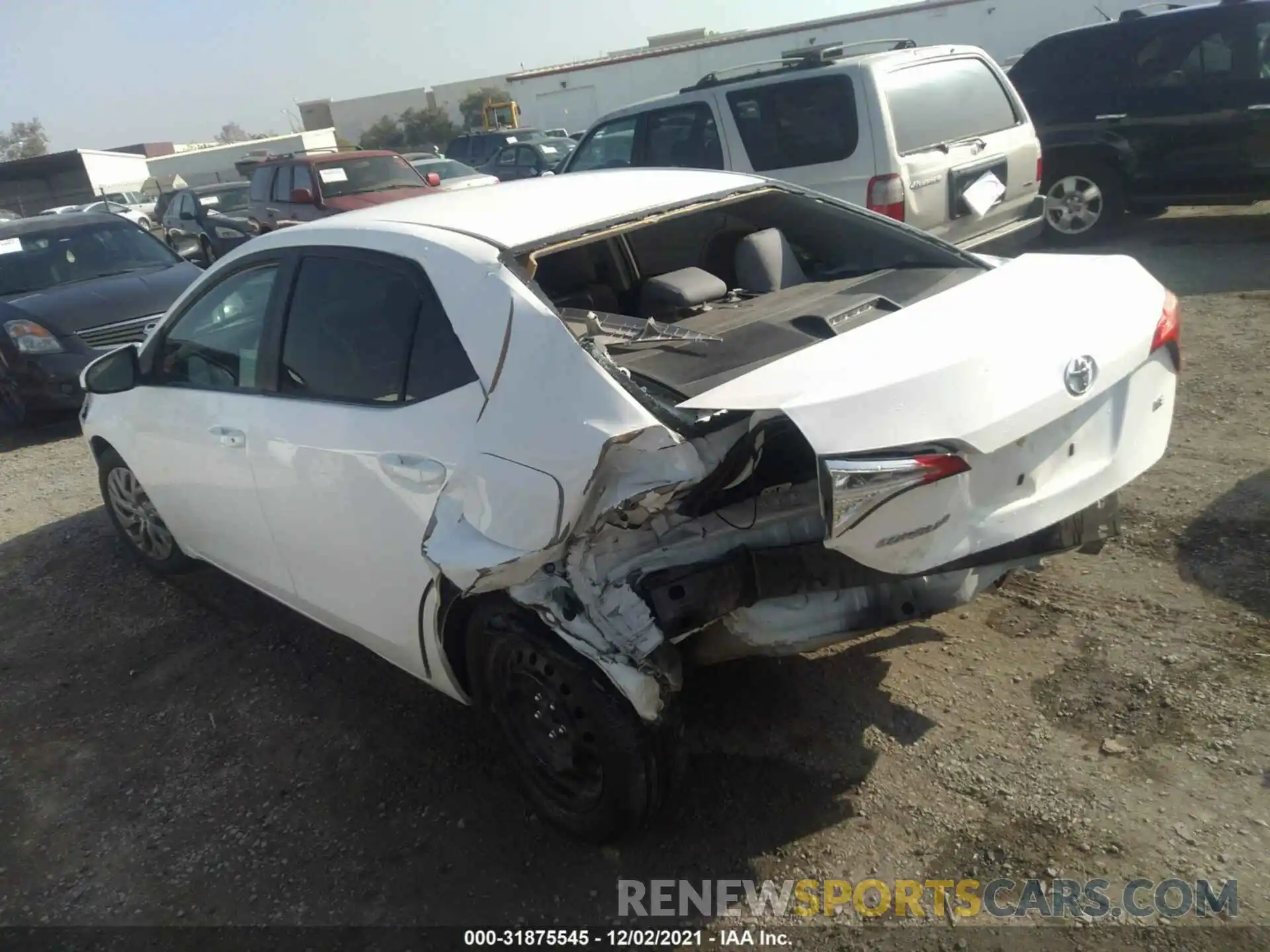 3 Photograph of a damaged car 2T1BURHE9KC180914 TOYOTA COROLLA 2019