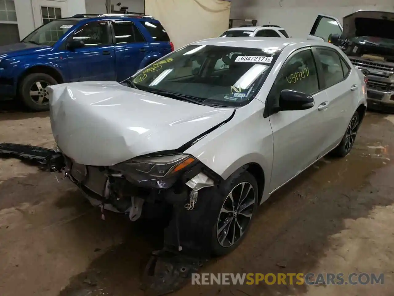 2 Photograph of a damaged car 2T1BURHE9KC180945 TOYOTA COROLLA 2019